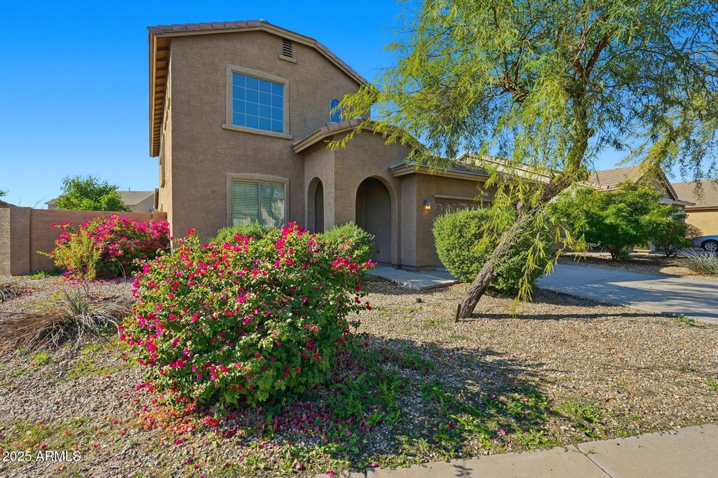 Photo of 148 S 108th Avenue, Avondale, AZ 85323 (MLS # 6958142)