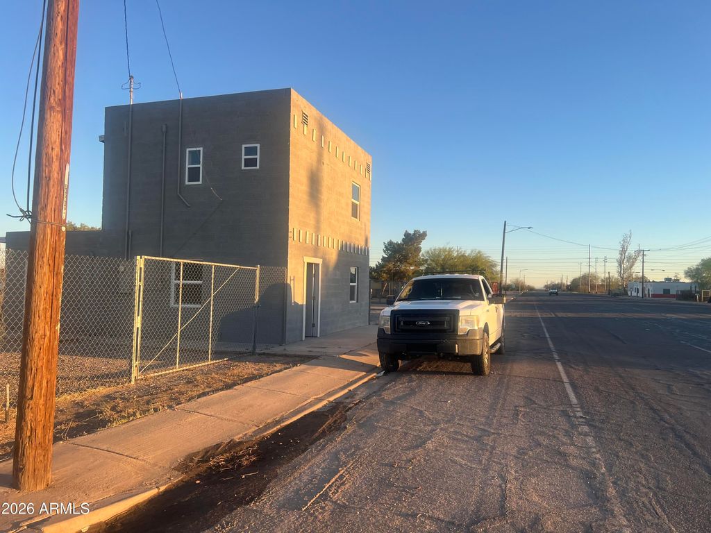 Photo of 113 N Main Street, Eloy, AZ 85131 (MLS # 6999438)