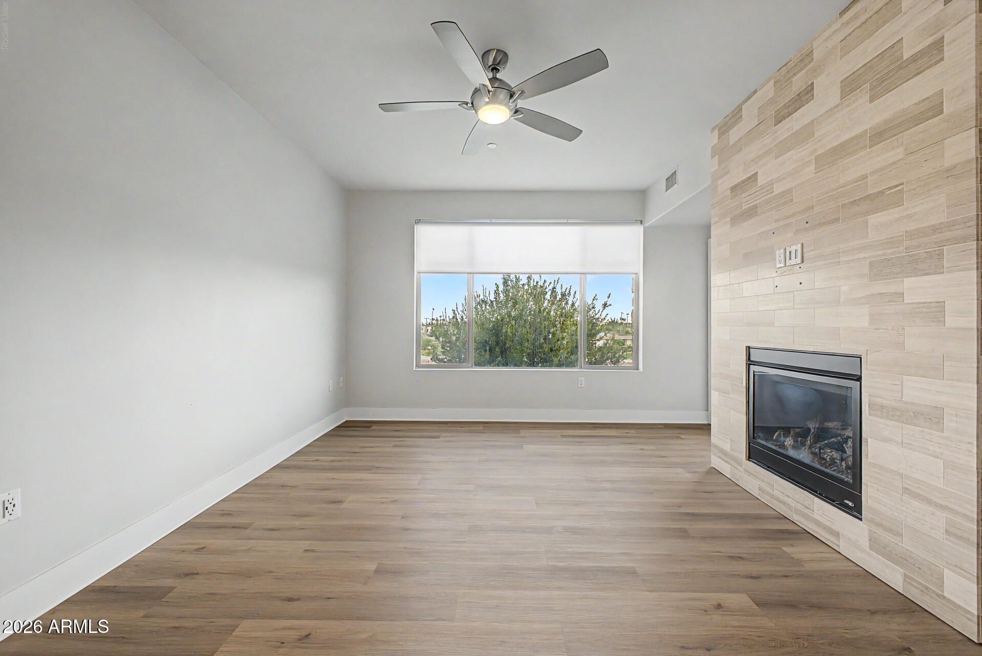4803 N WOODMERE FAIRWAY -- 2006