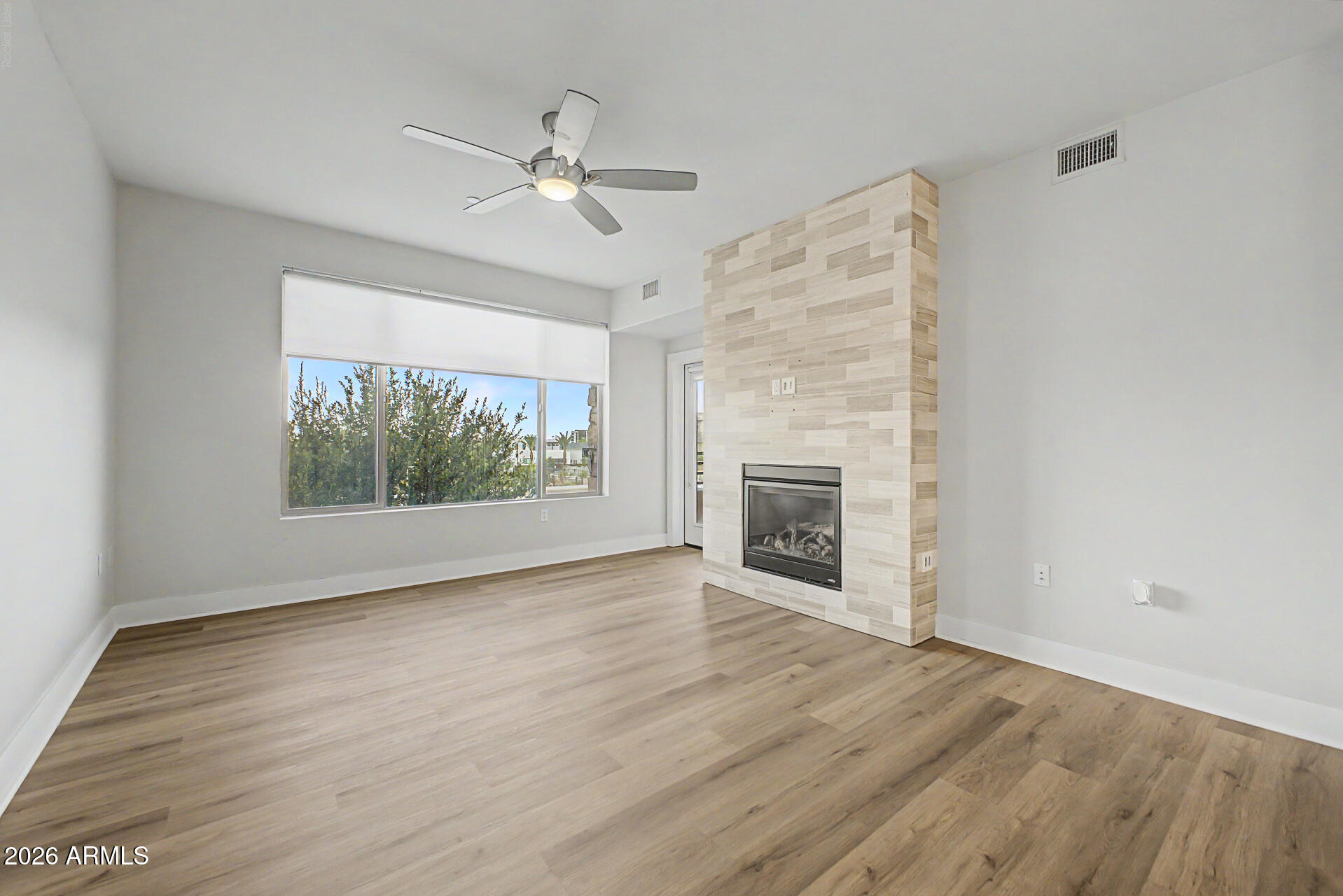 4803 N WOODMERE FAIRWAY -- 2006