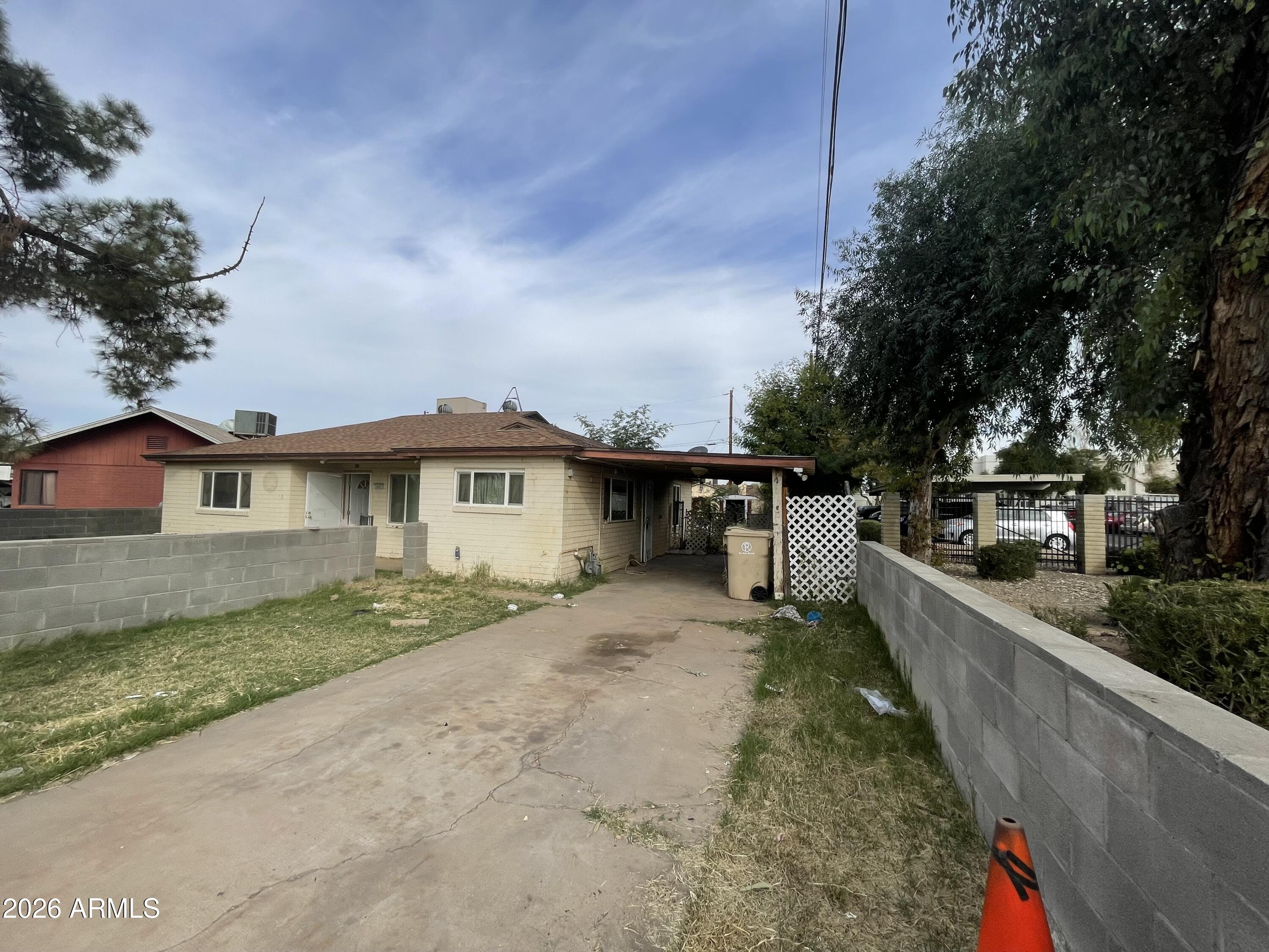 4602 W PALMAIRE Avenue