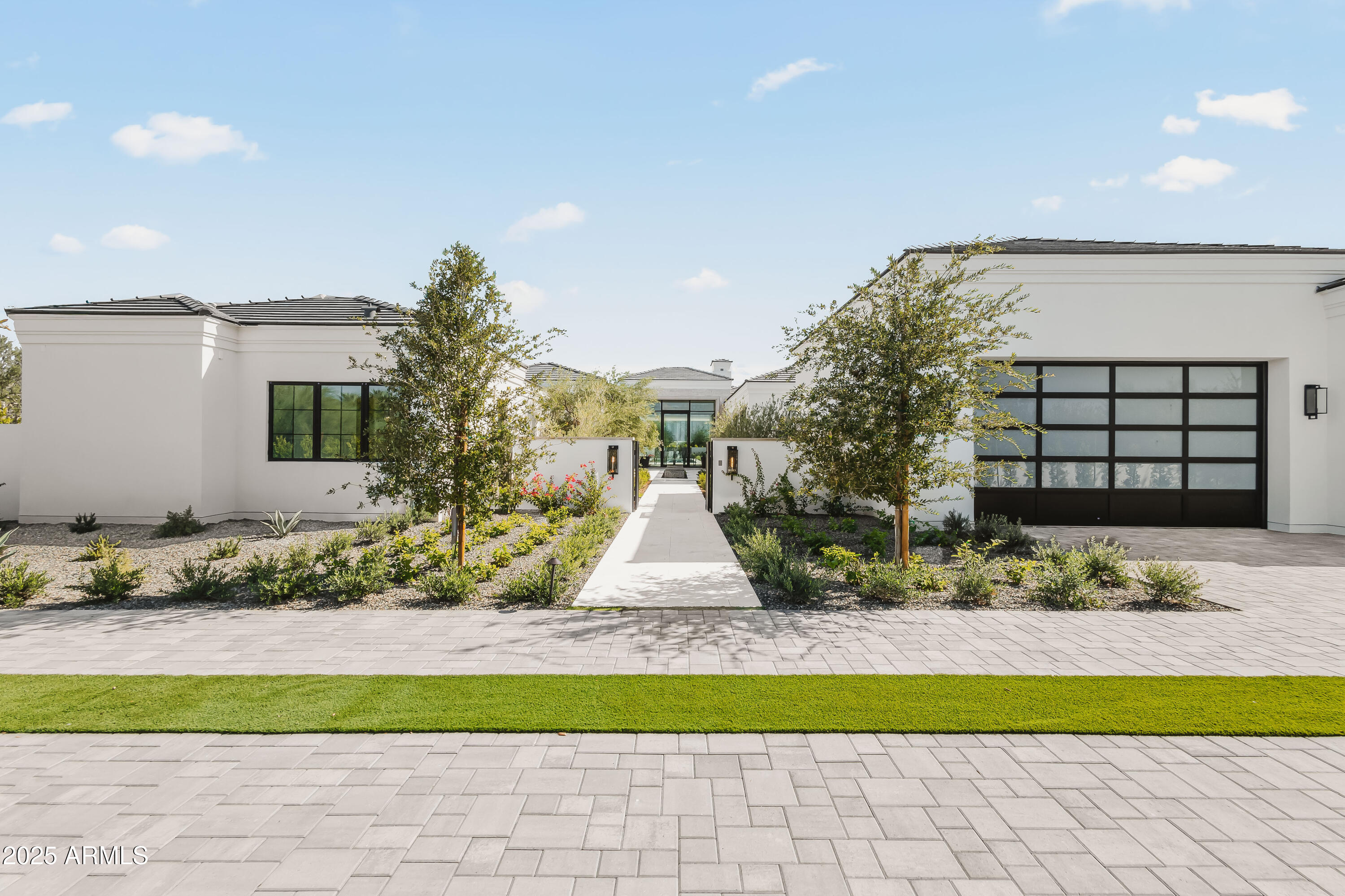 3653 E CAMINO SIN NOMBRE --