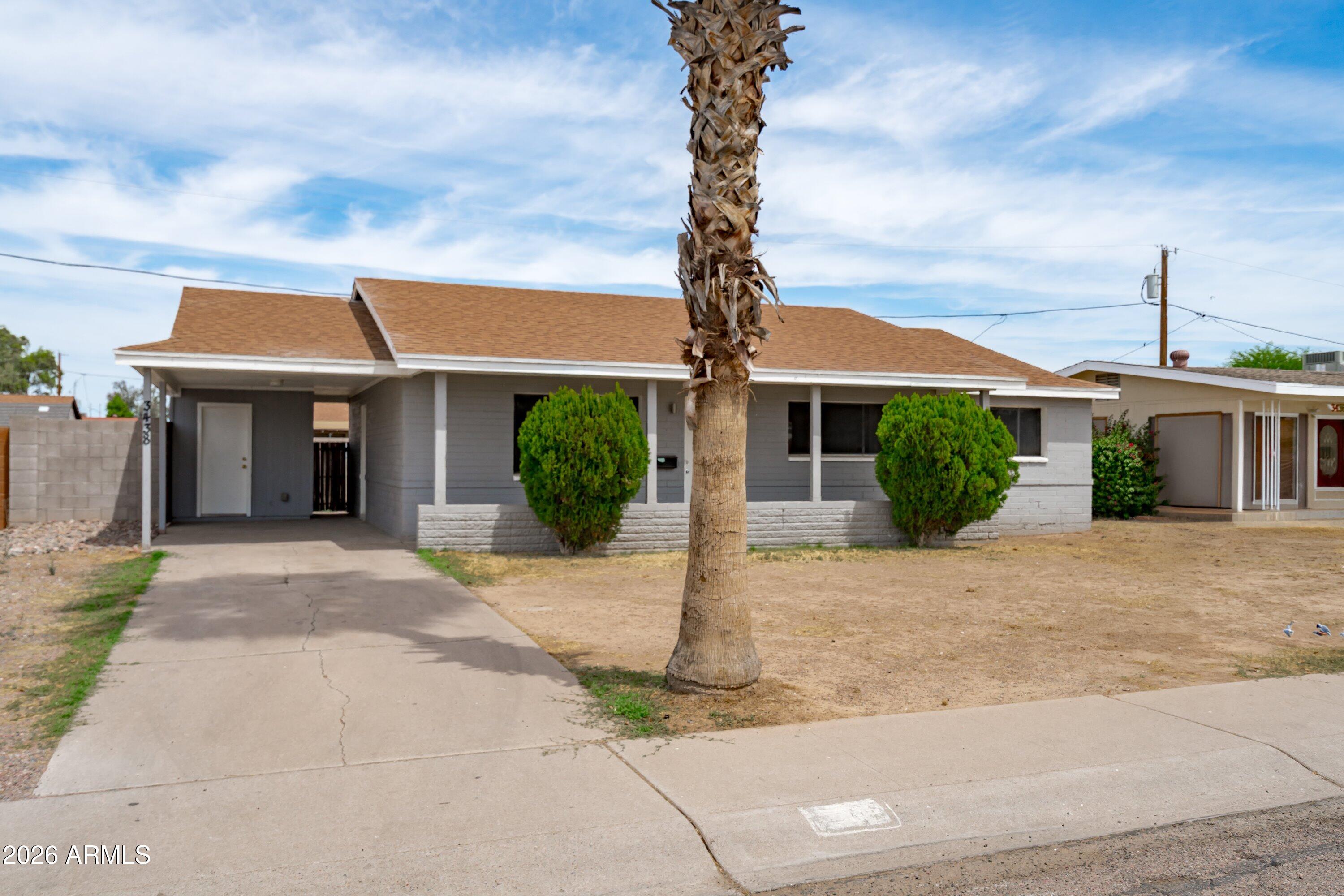 3438 W SIERRA Street