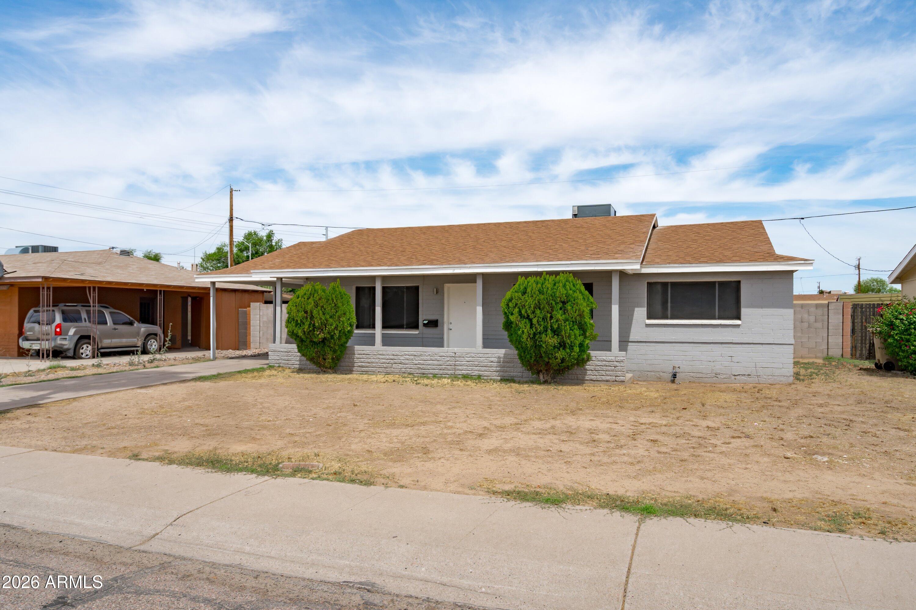 3438 W SIERRA Street