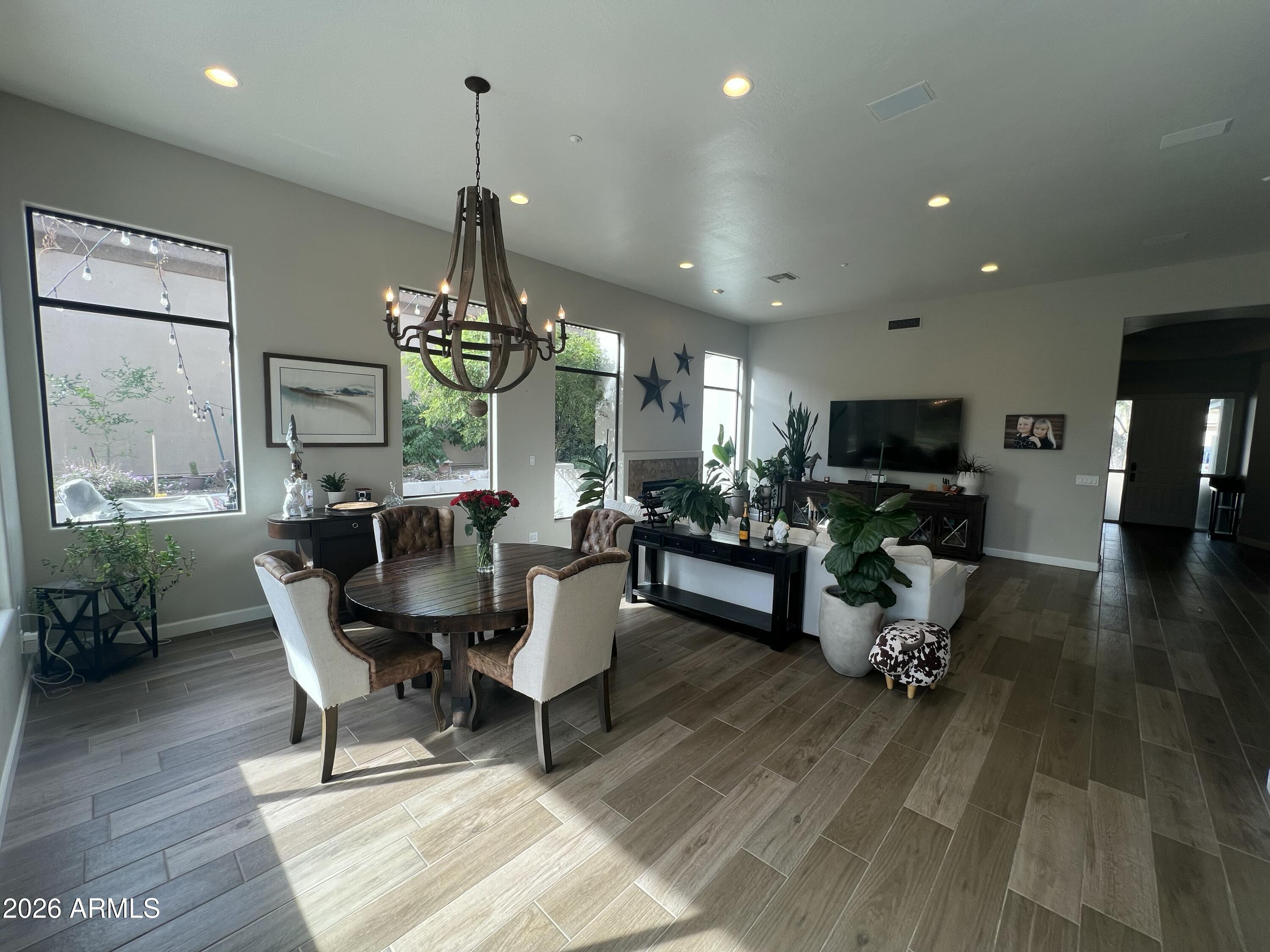 15621 E CACTUS Drive