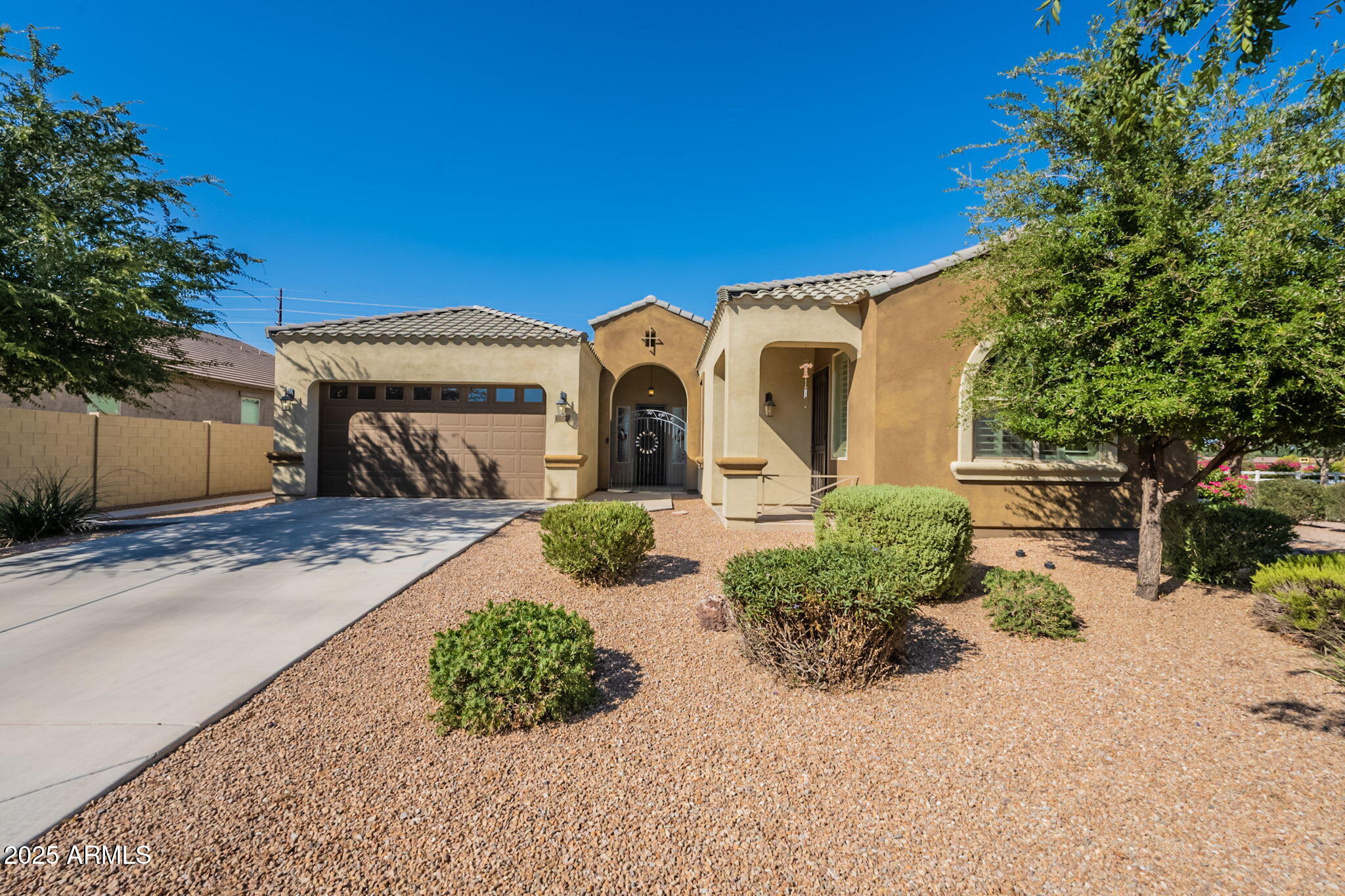 Homes for Sale in Queen Creek Arizona 4 19784 E RAVEN Drive