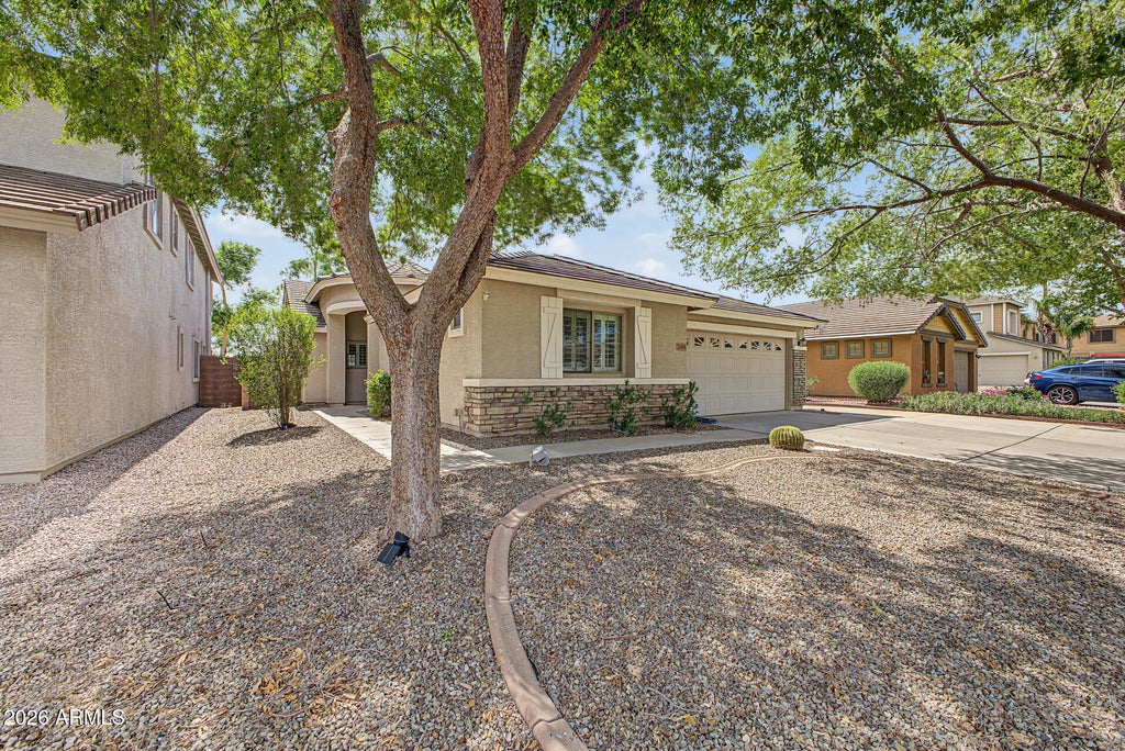 Photo of 2401 W Silver Streak Way, San Tan Valley, AZ 85144 (MLS # 7084484)
