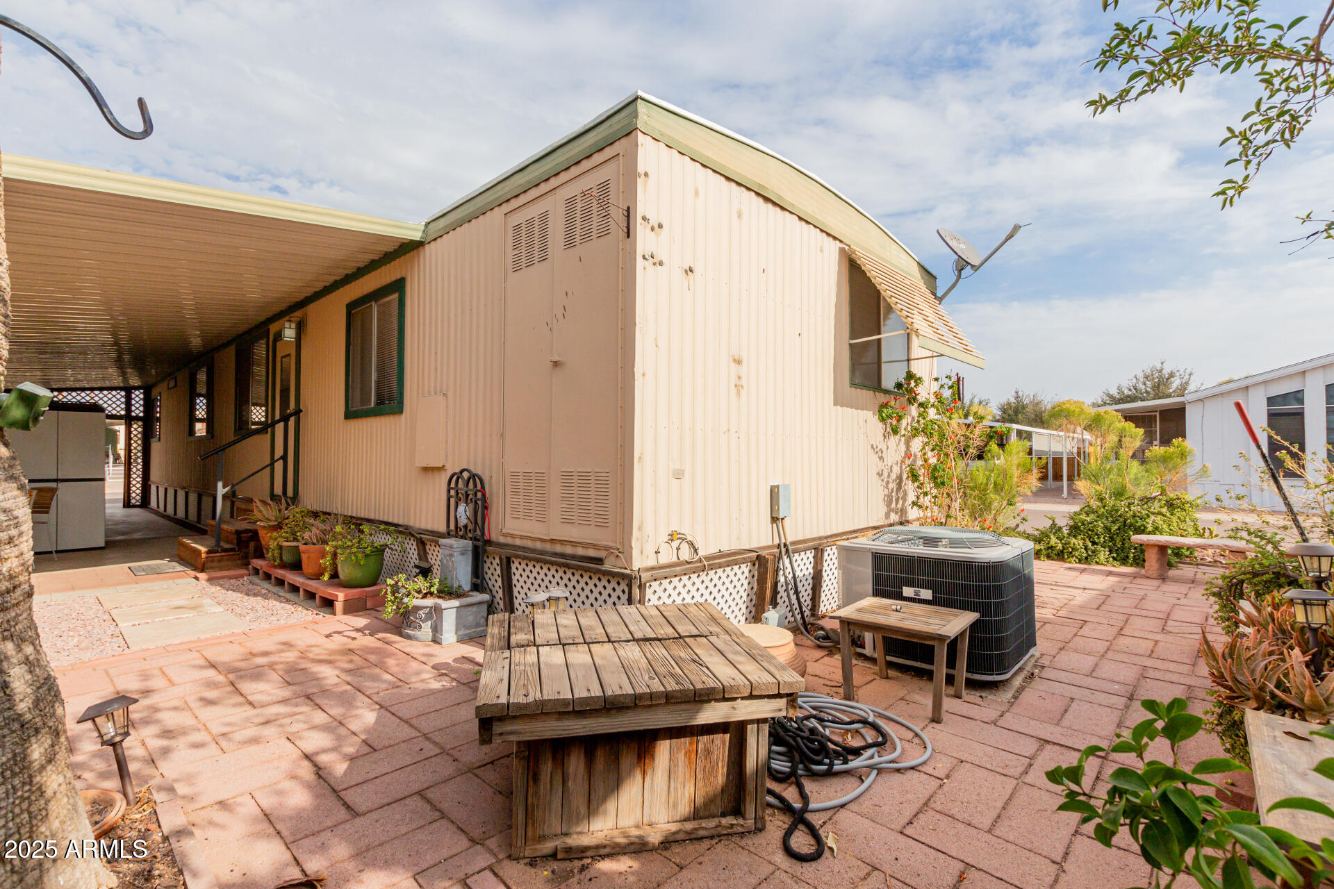 Phoenix North Mobile Home Park - Residential