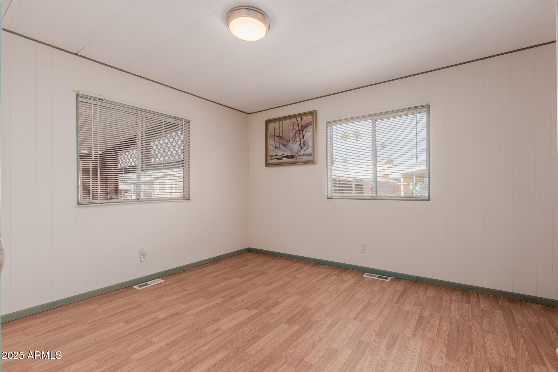 Phoenix North Mobile Home Park - Residential