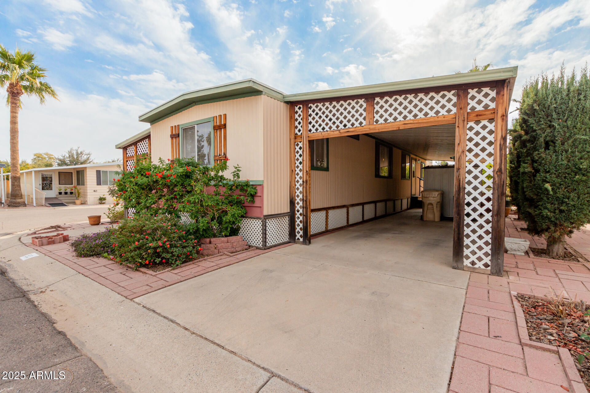 Phoenix North Mobile Home Park - Residential