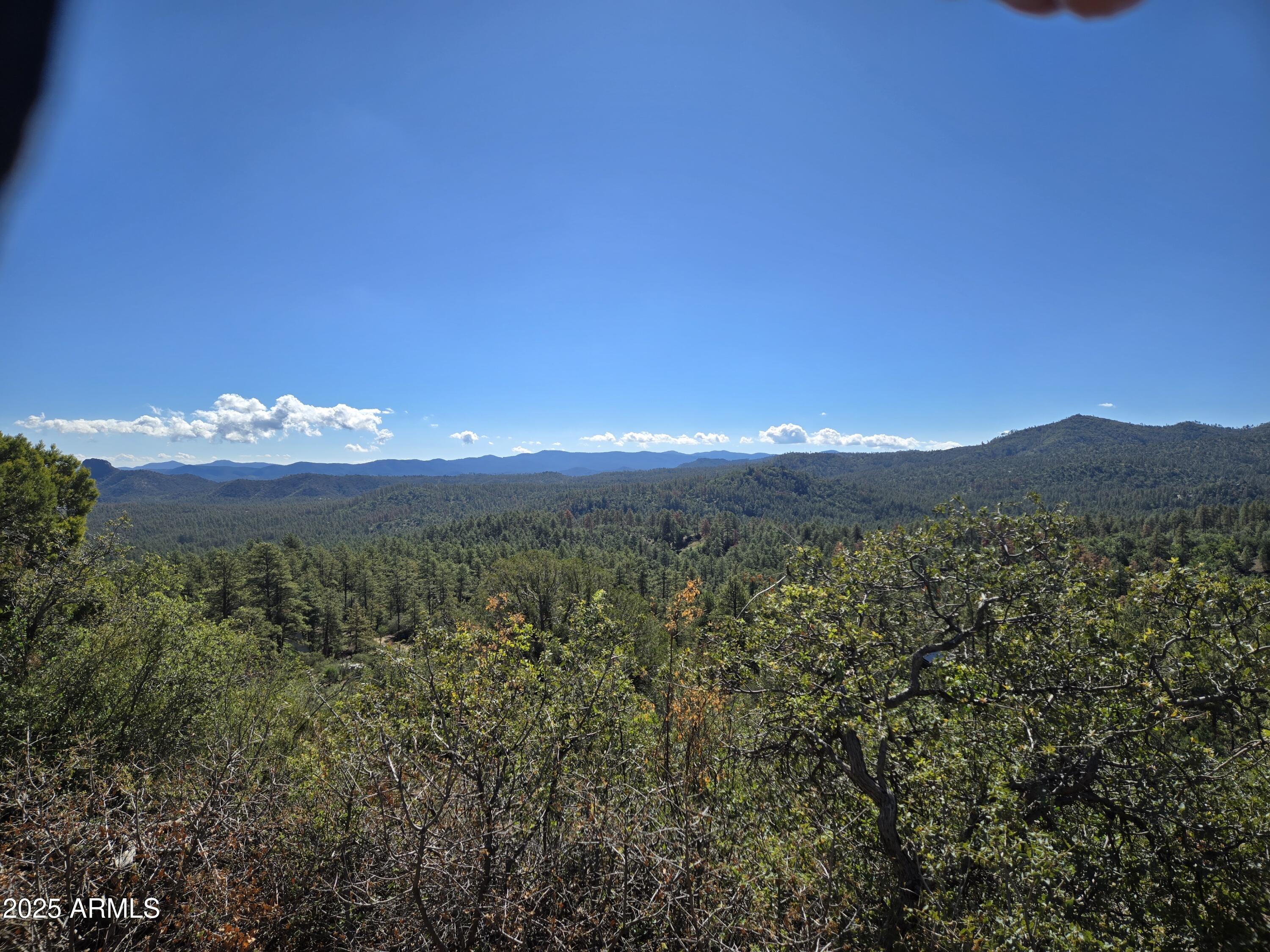 757 N Valley View -- -