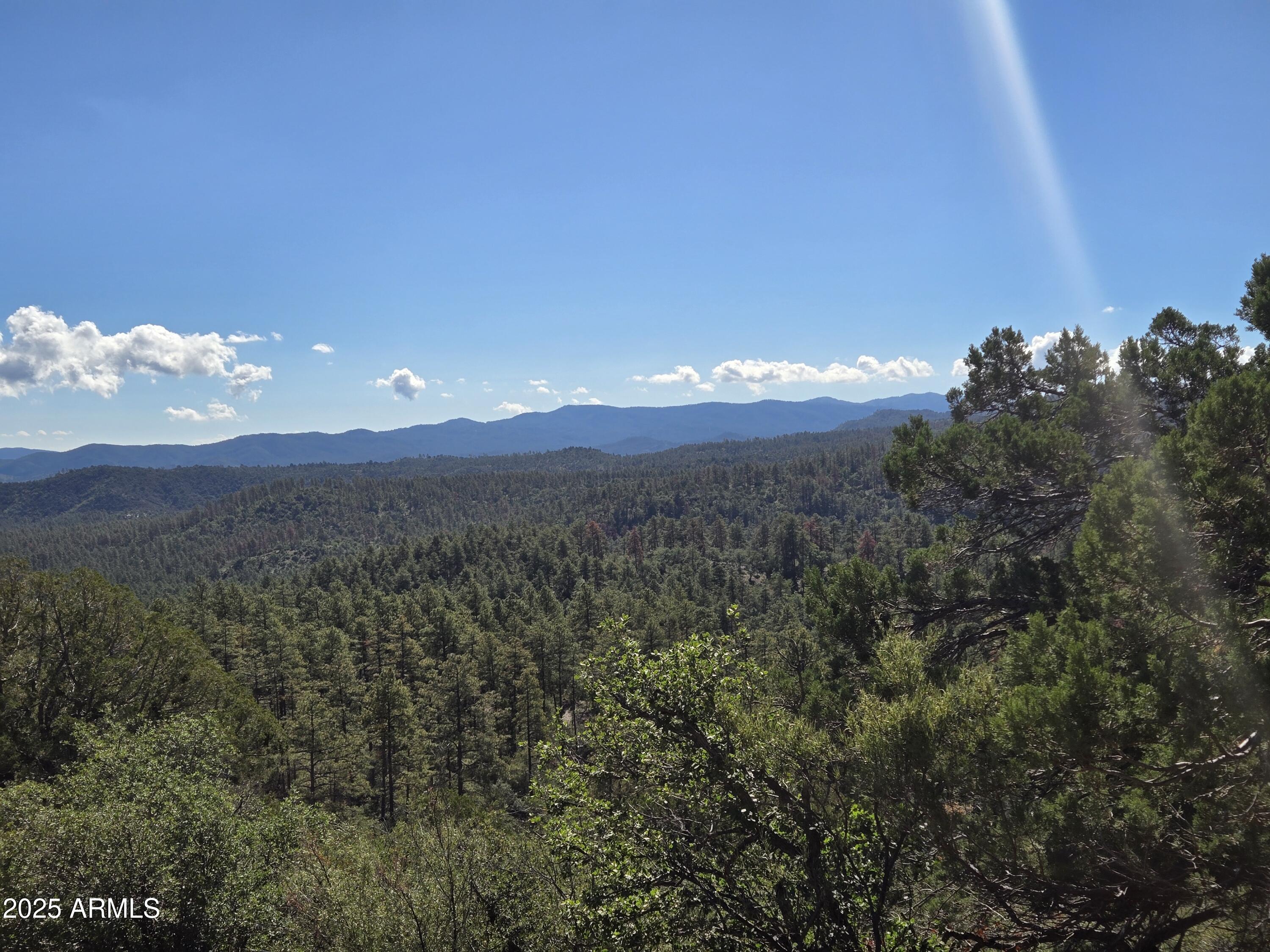 757 N Valley View -- -