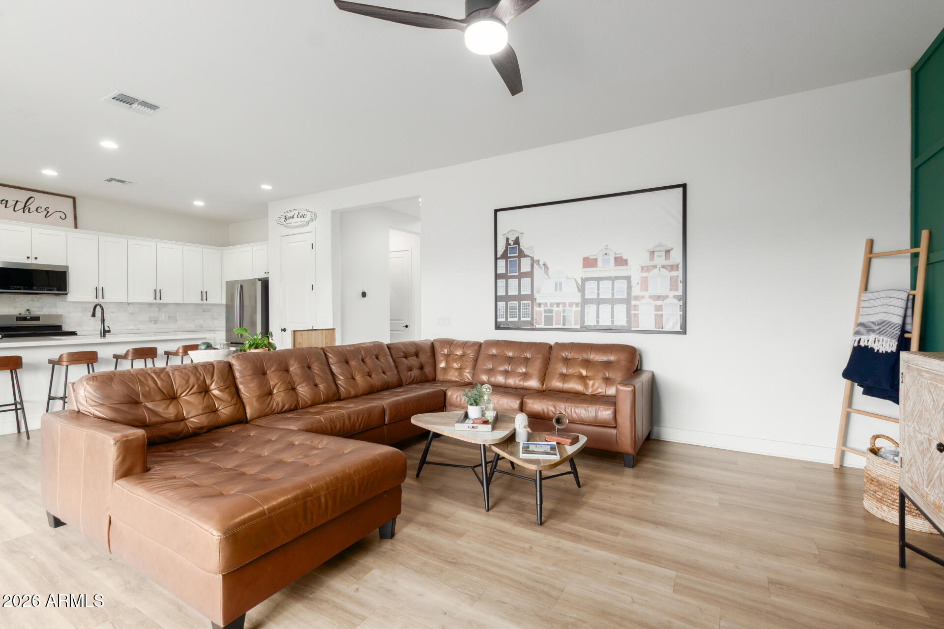 19736 W TURNEY Avenue