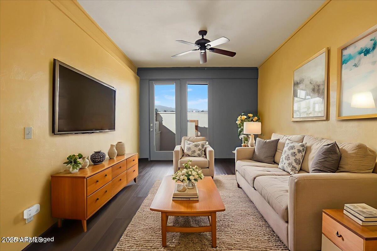 2042 S SUNFLOWER Way