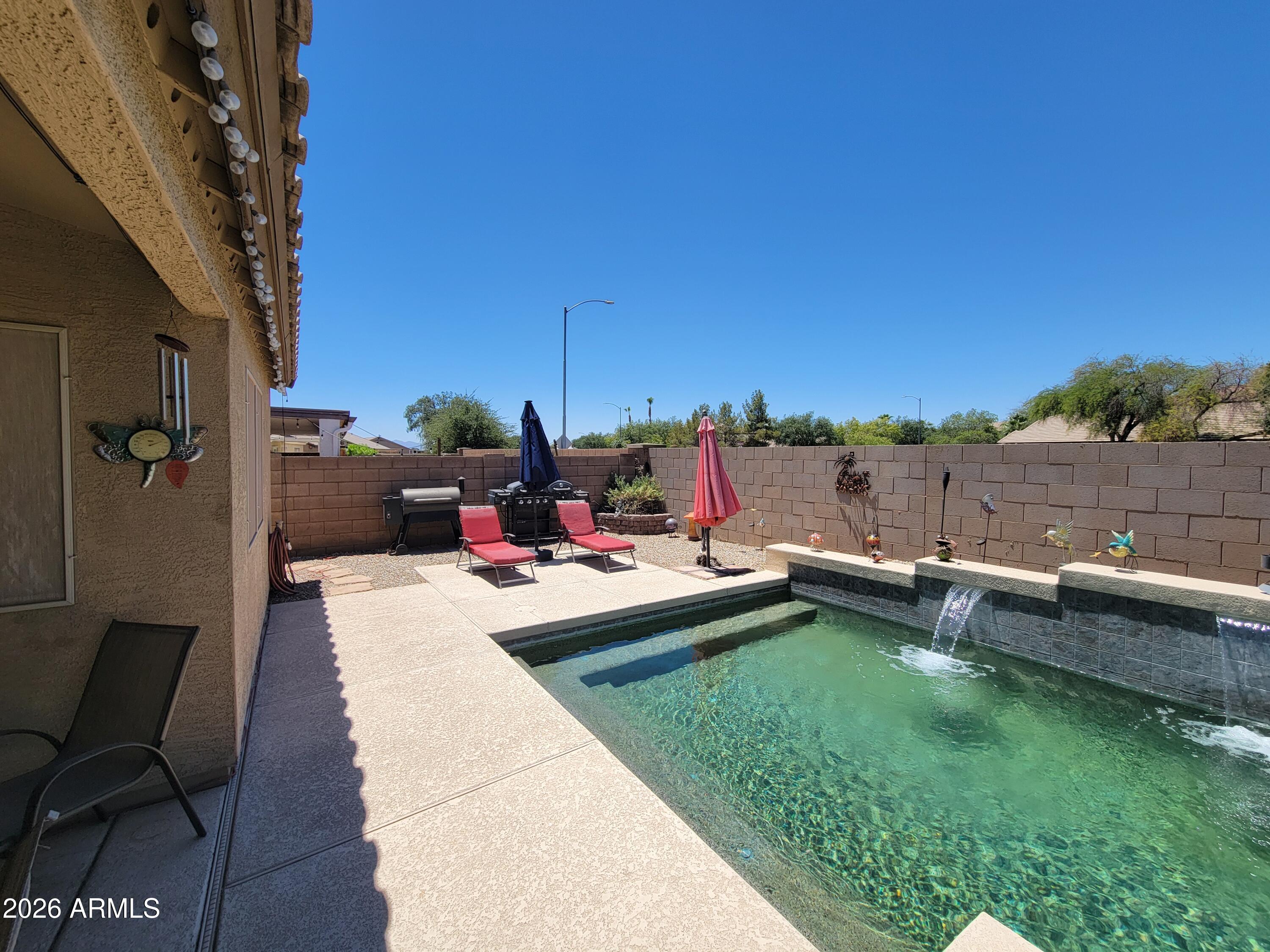 15652 N 164th Lane