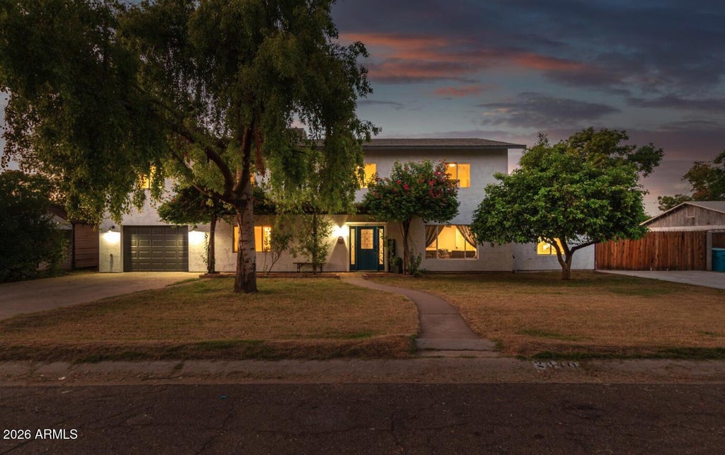 Photo of 2340 W Solano Drive, Phoenix, AZ 85015 (MLS # 7057586)