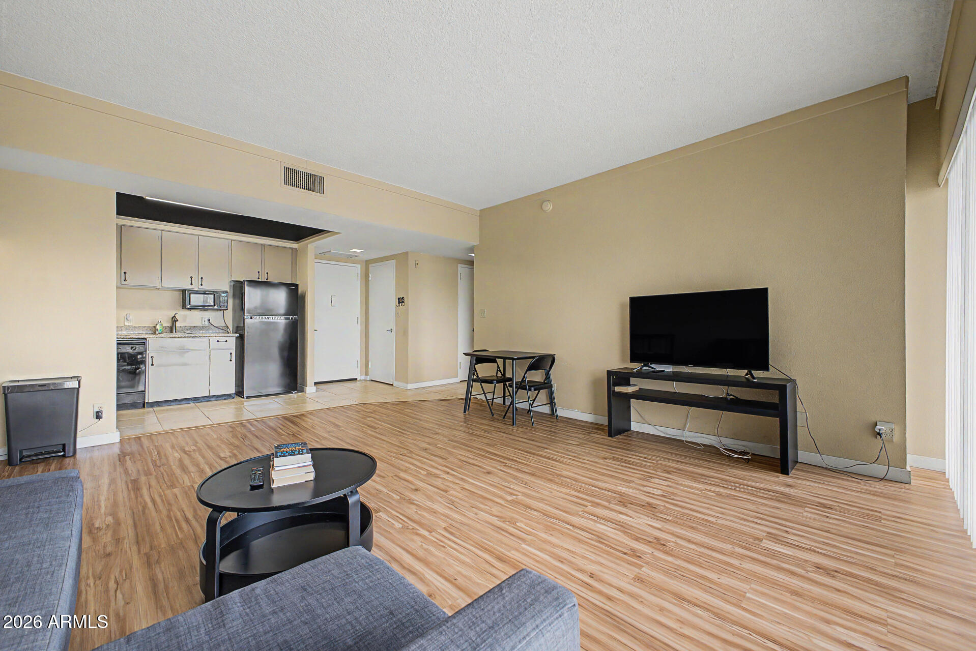 4750 N CENTRAL Avenue 3R