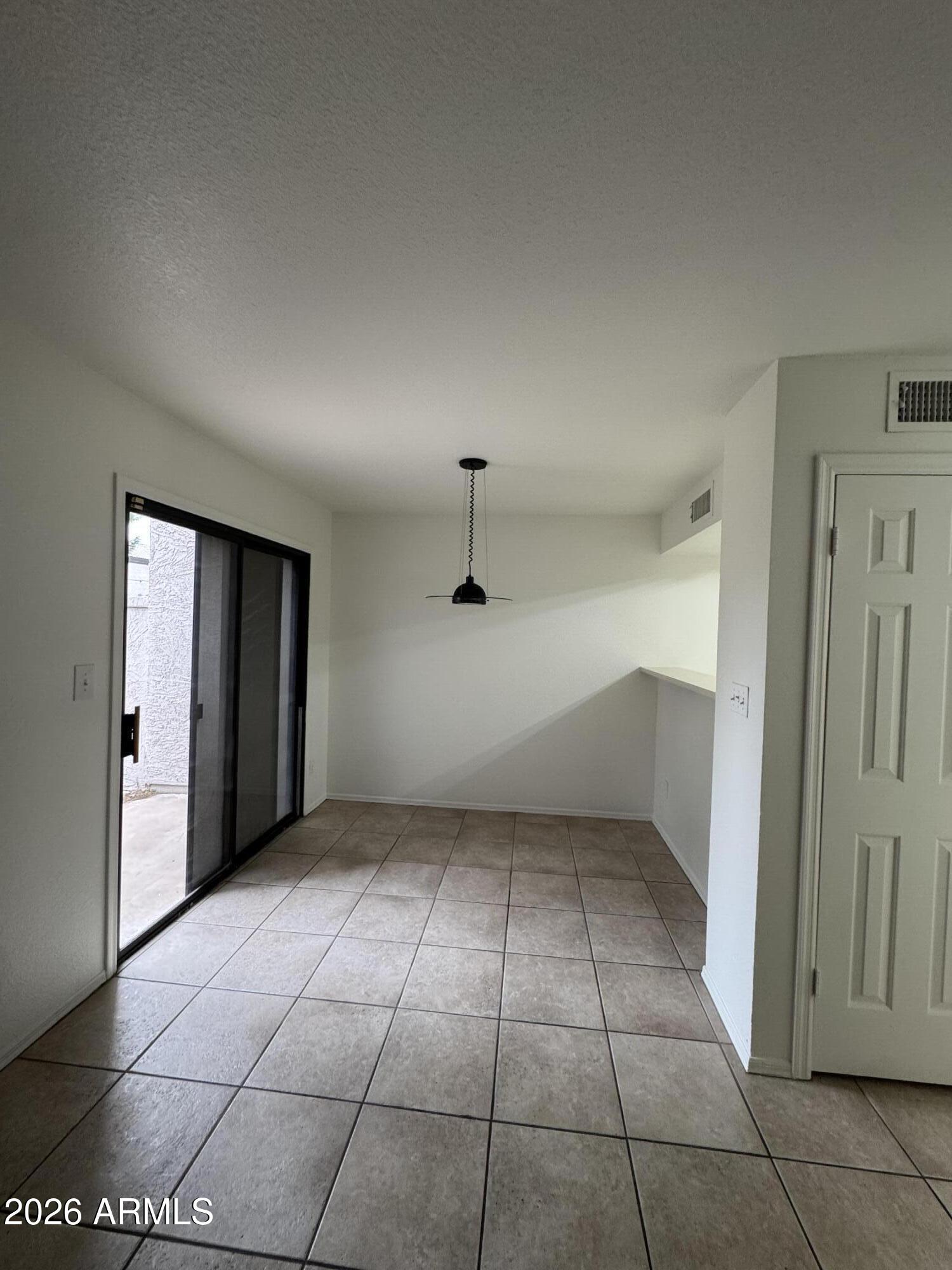 401 S SEAWYNDS Boulevard