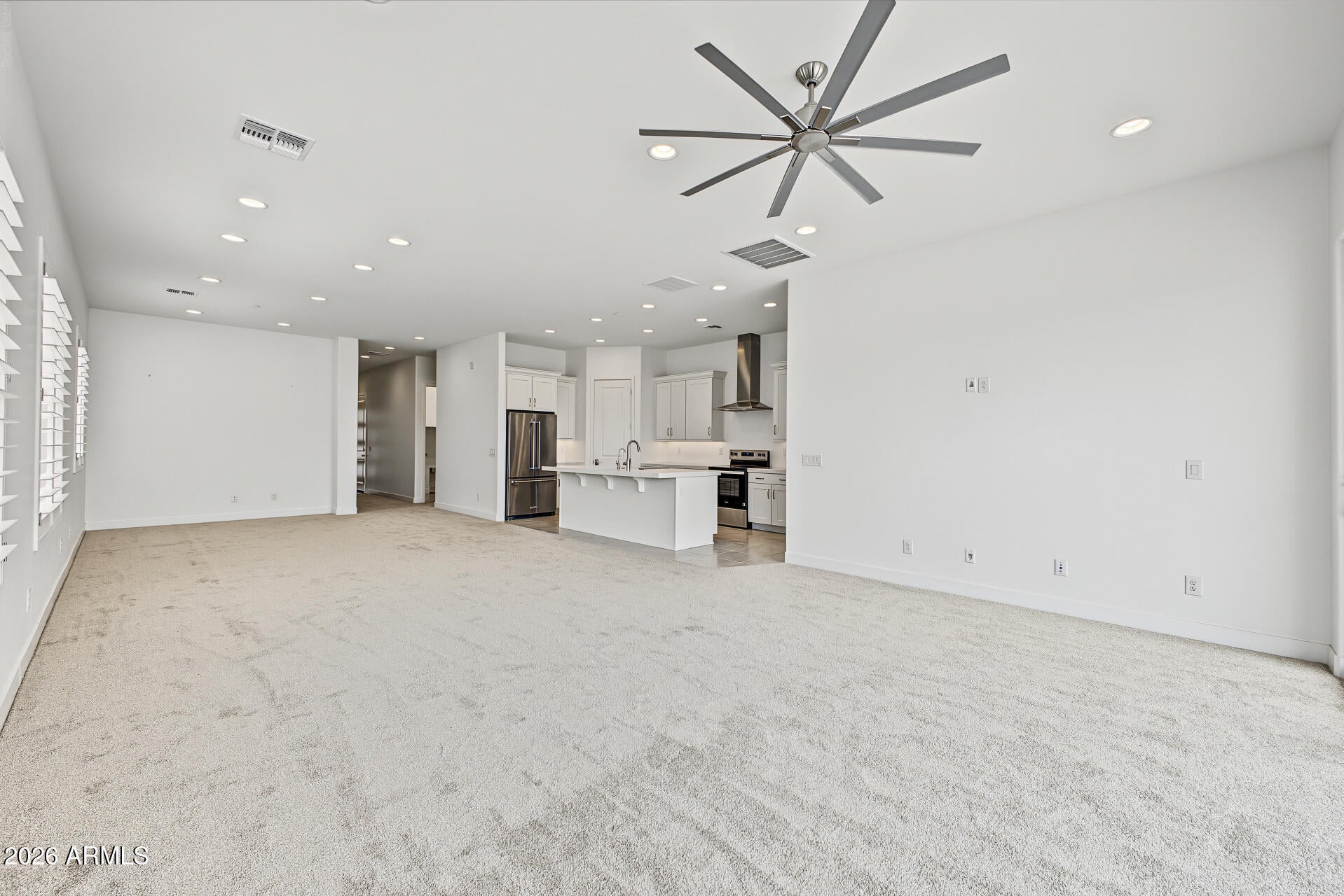 3722 E ROCHELLE Circle