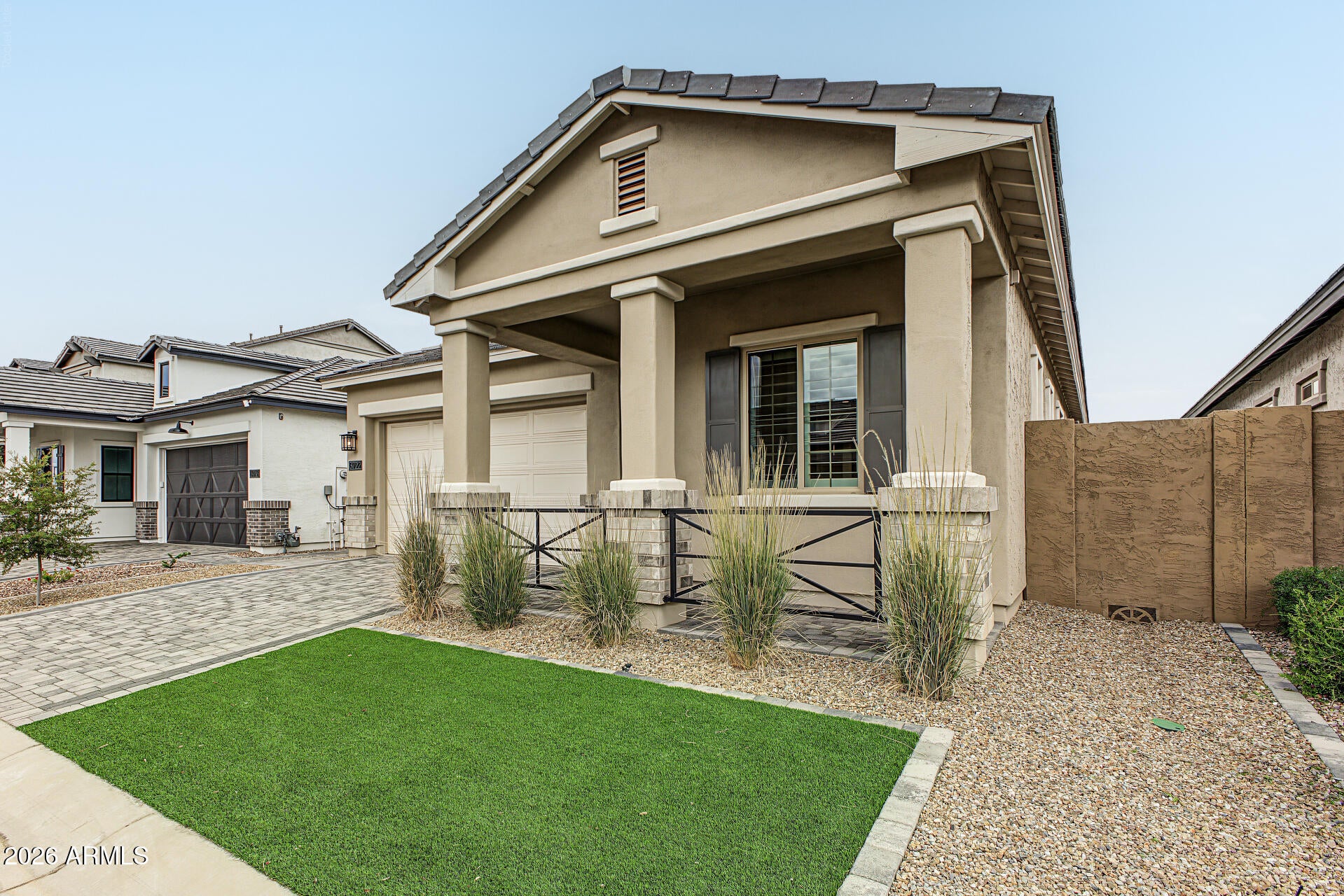 3722 E ROCHELLE Circle