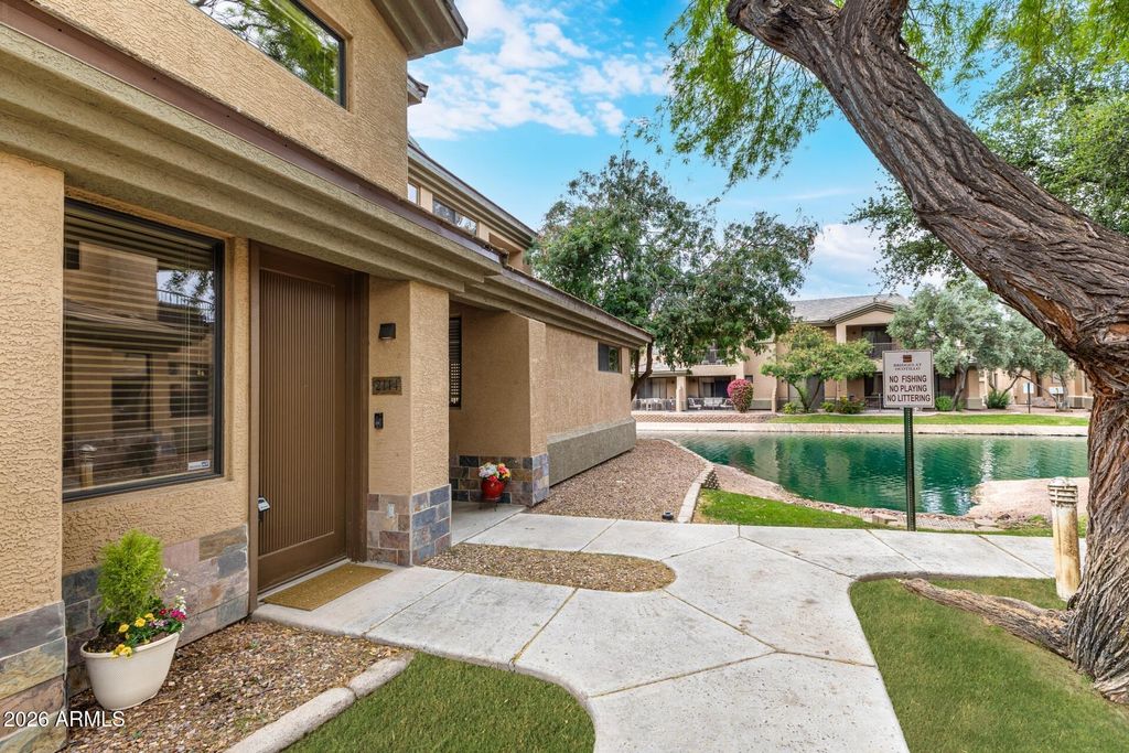 Photo of 705 W Queen Creek Road #2114, Chandler, AZ 85248 (MLS # 7008343)