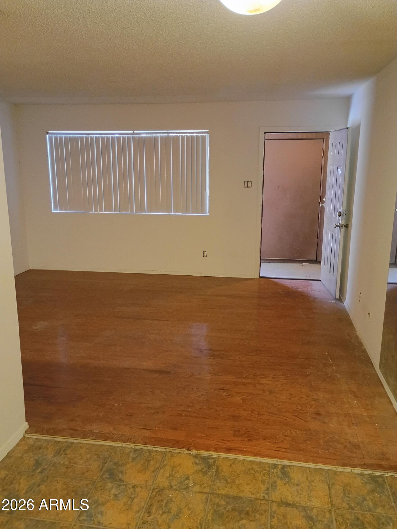3810 N MARYVALE Parkway 1096