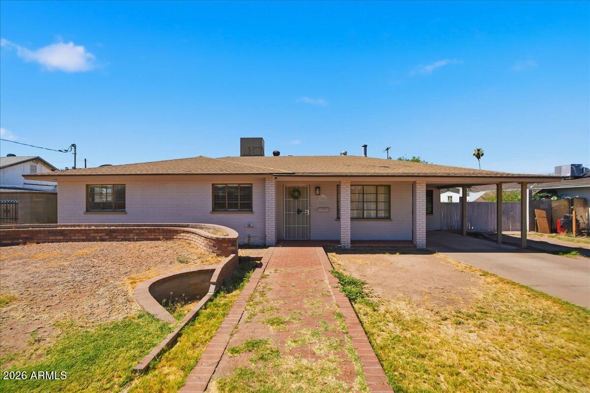 721 E MARILYN Avenue