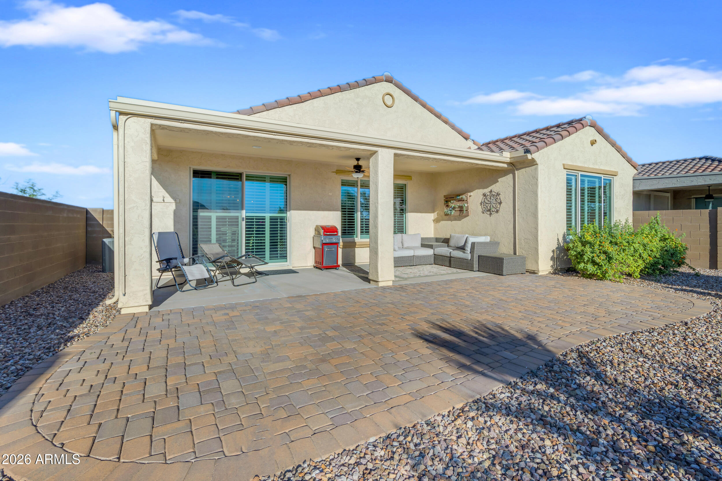 3900 N COTTONWOOD Drive