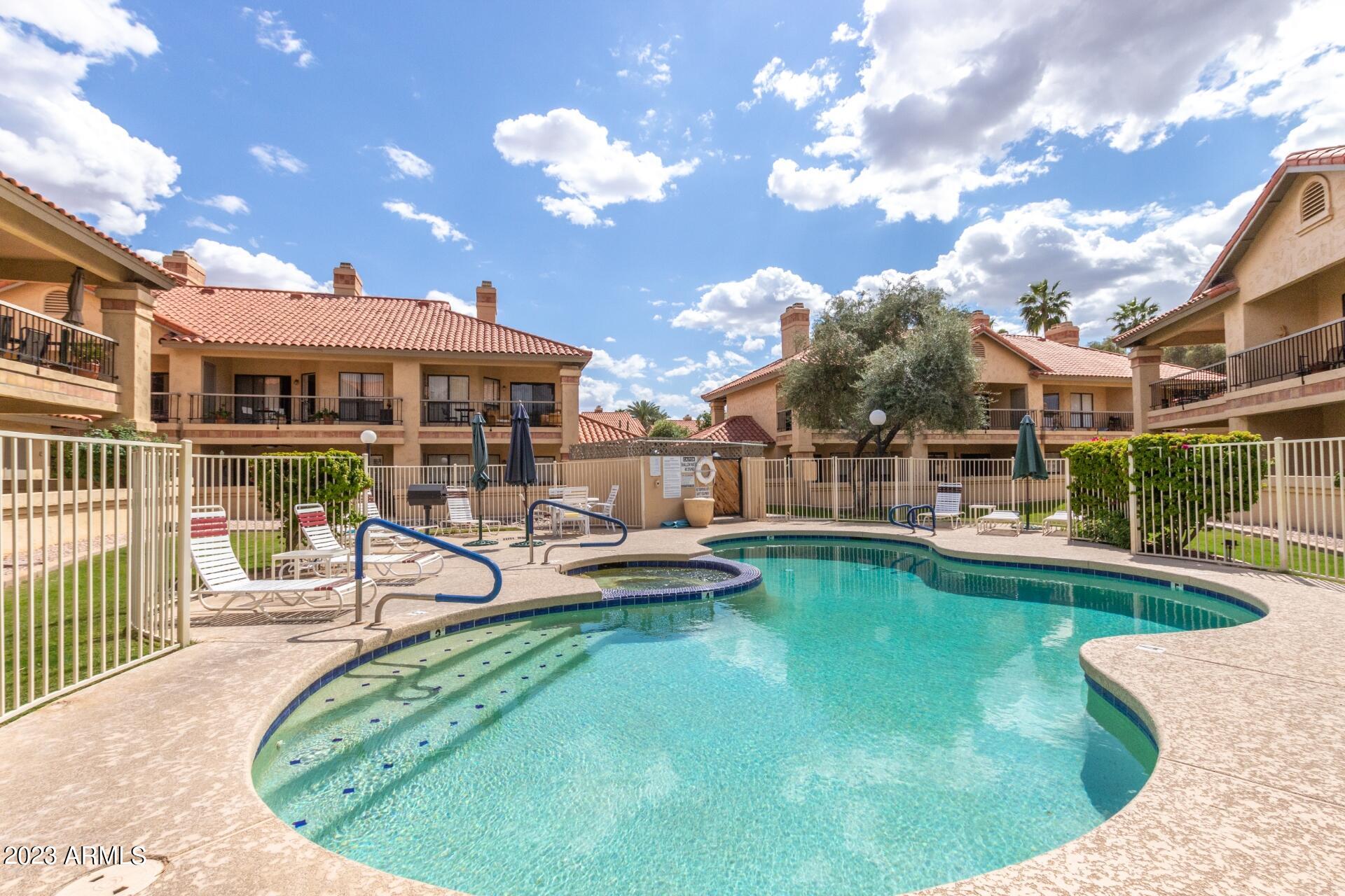 9711 E MOUNTAIN VIEW Road 2500