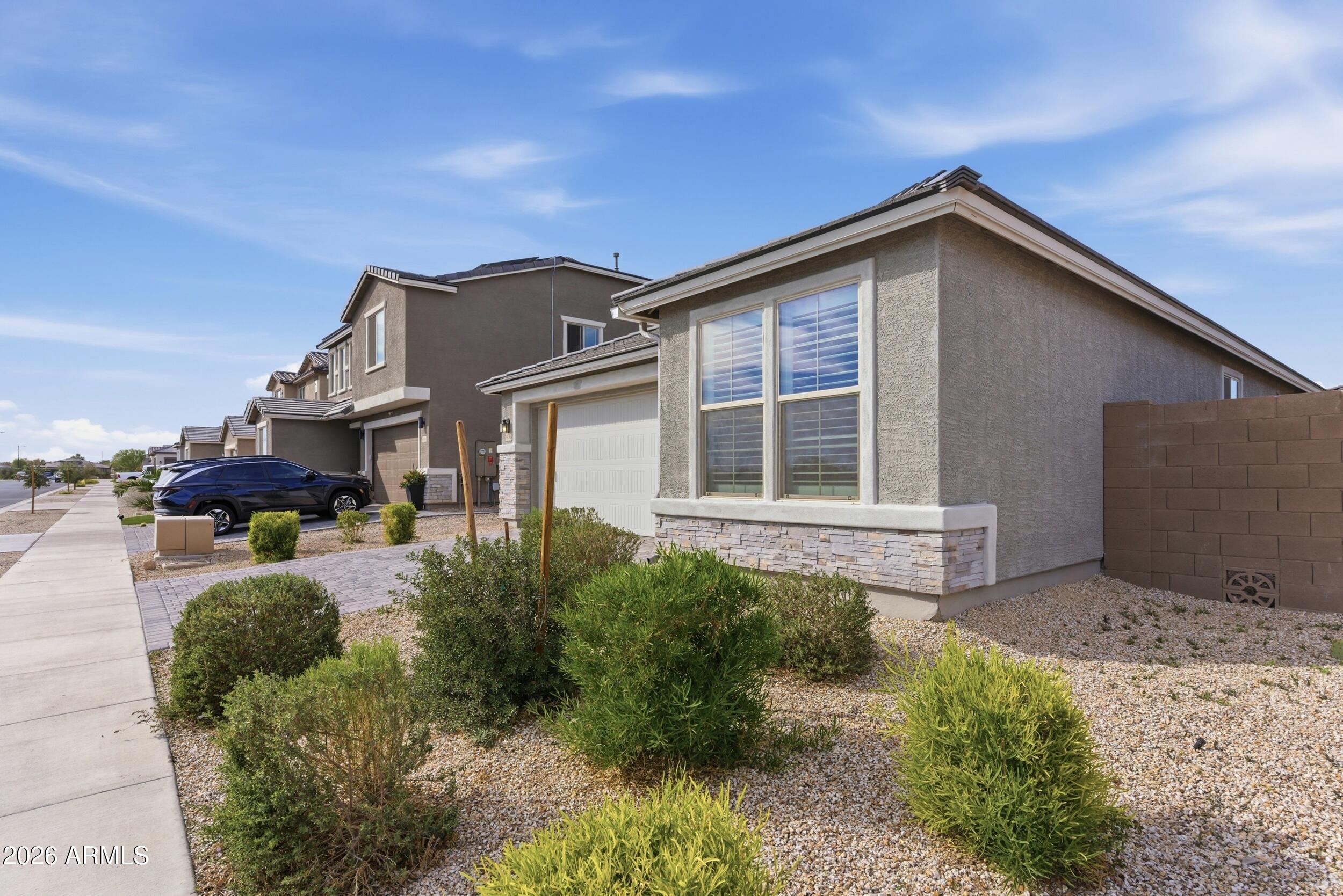 15668 W WASHINGTON Street