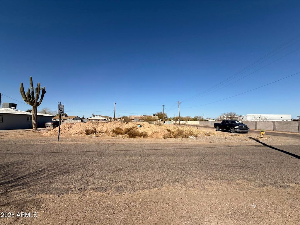 Photo of 630 W Patton Avenue #16, Coolidge, AZ 85128 (MLS # 6816868)
