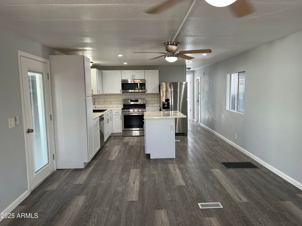 Photo of 10701 N 99th Avenue #235, Peoria, AZ 85345 (MLS # 6916717)