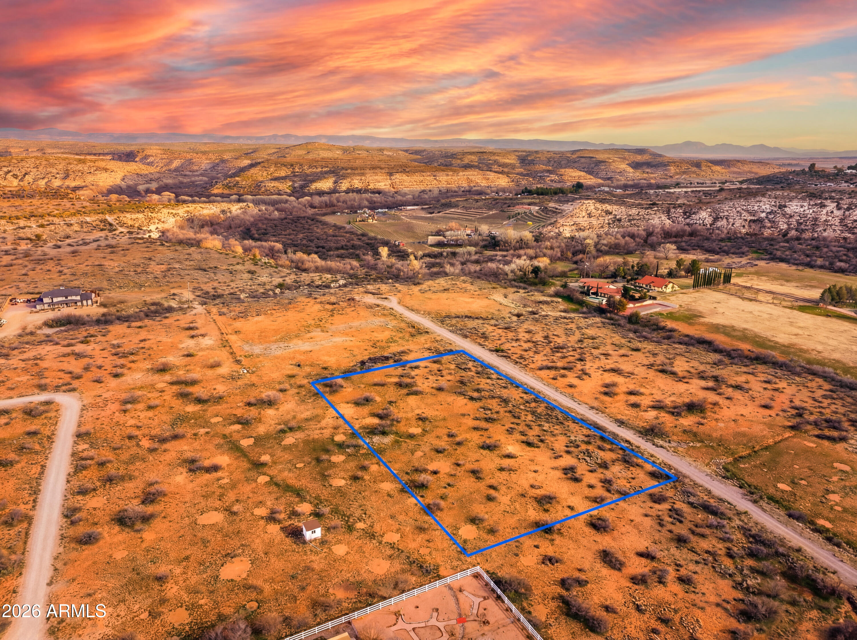 6950 E VINEYARD View _