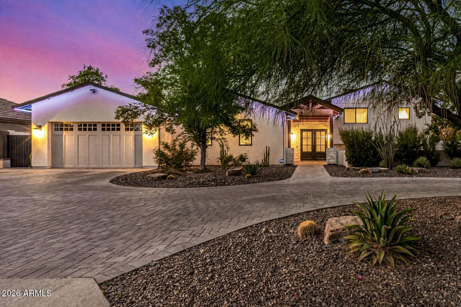 5426 E SWEETWATER Avenue