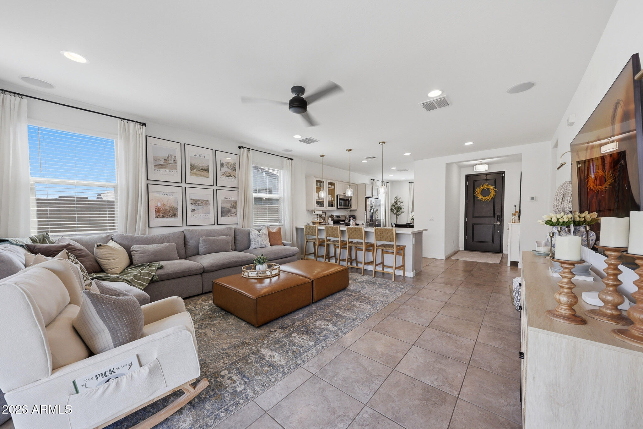 12430 W VISTA Avenue