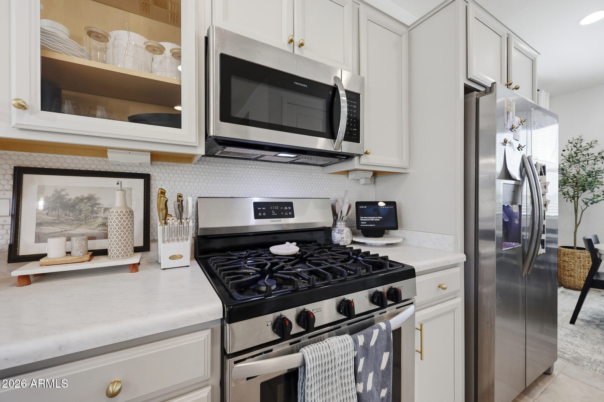 12430 W VISTA Avenue