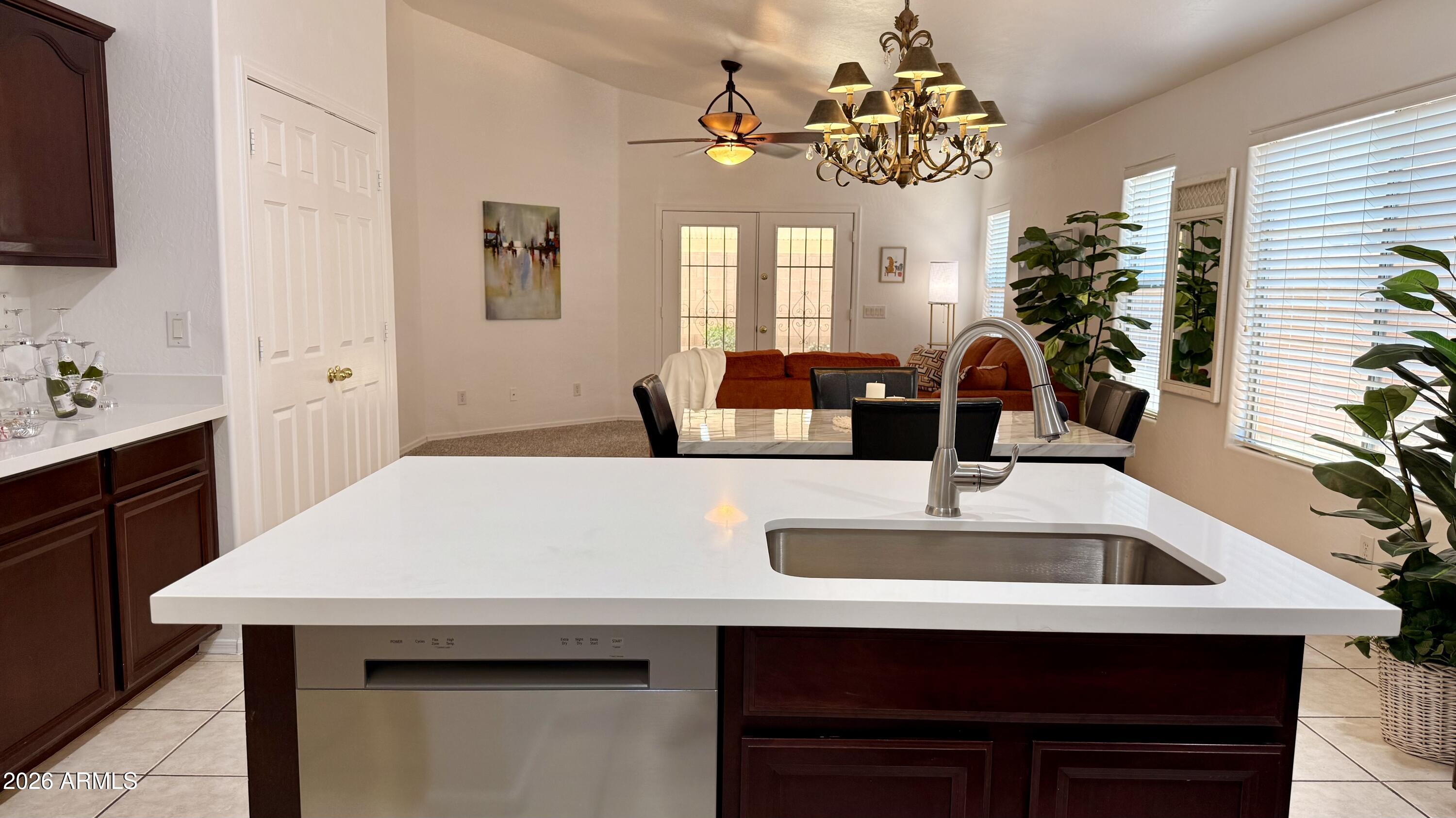 367 W HOLSTEIN Trail