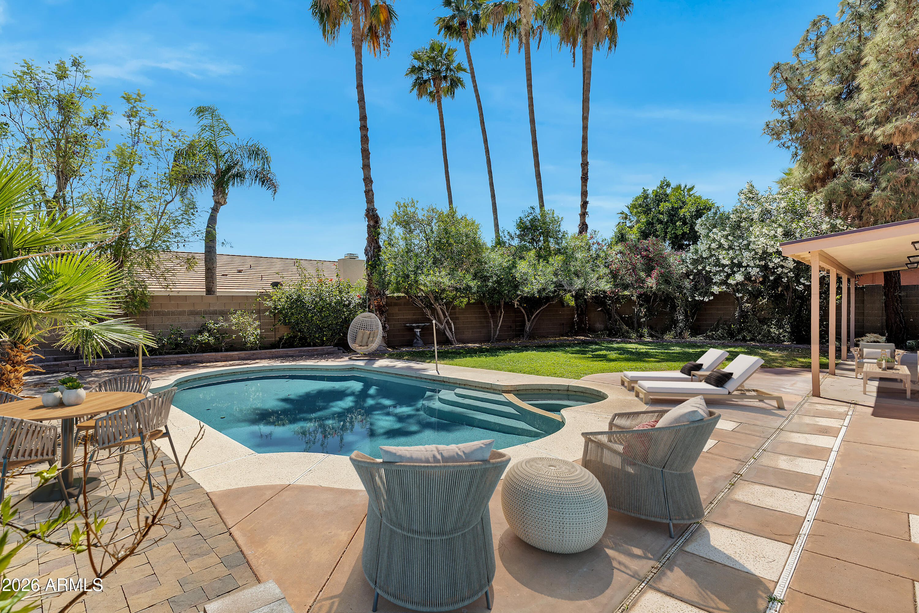 3907 E COCONINO Street