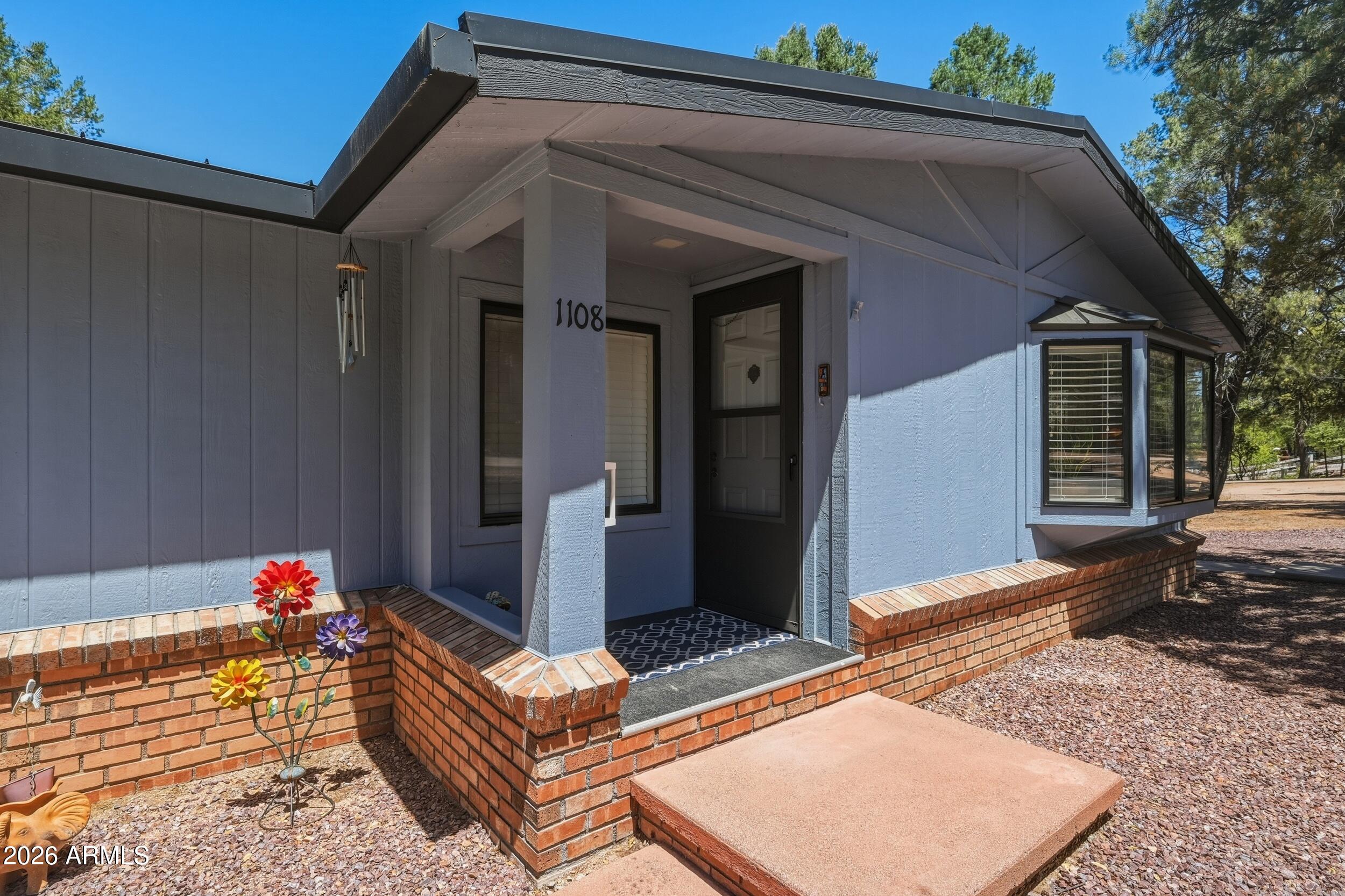 1108 N WILLIAM TELL Circle