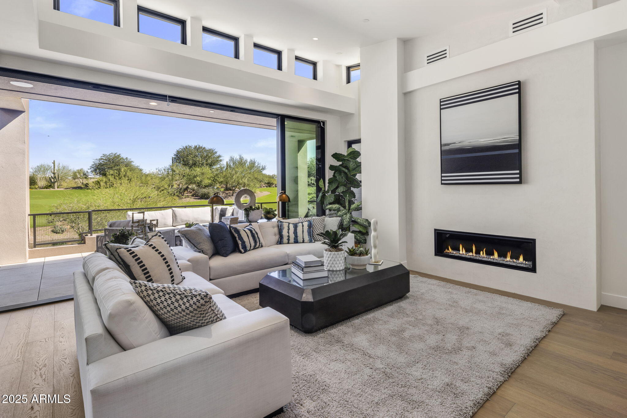 37200 N CAVE CREEK Road 2114