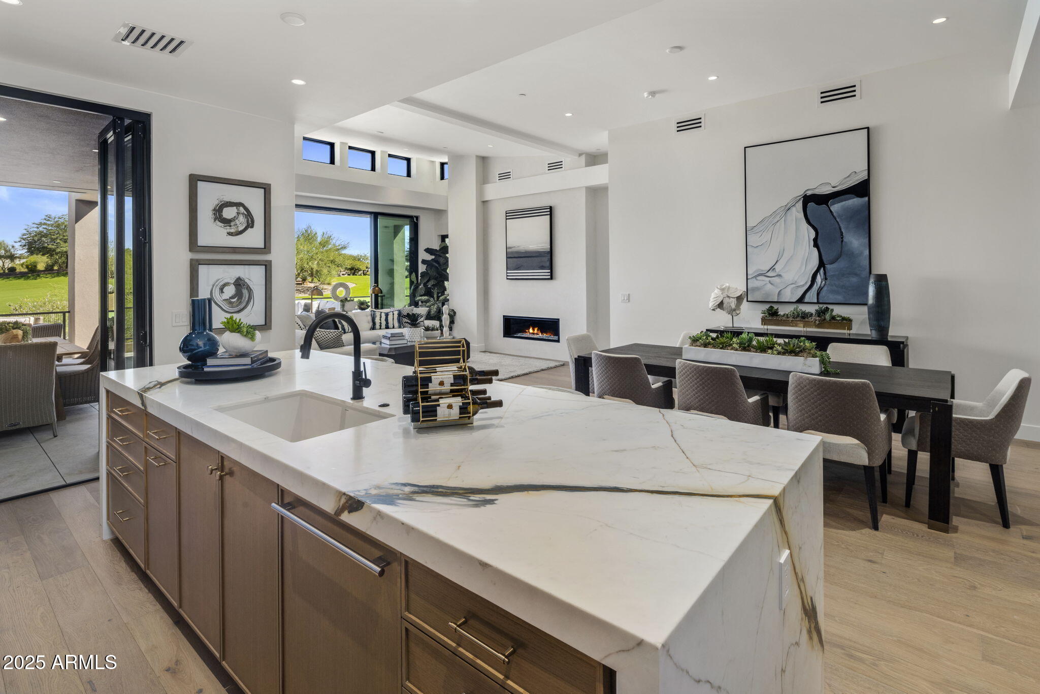 37200 N CAVE CREEK Road 2114