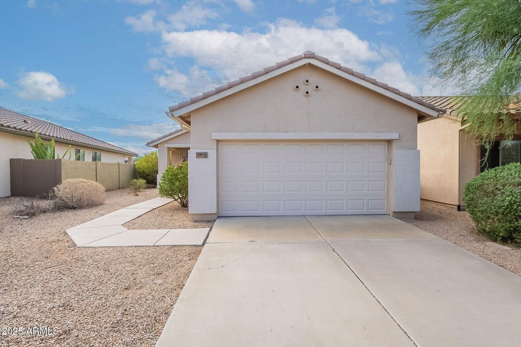 Photo of 39531 N White Tail Lane, Anthem, AZ 85086 (MLS # 6914261)