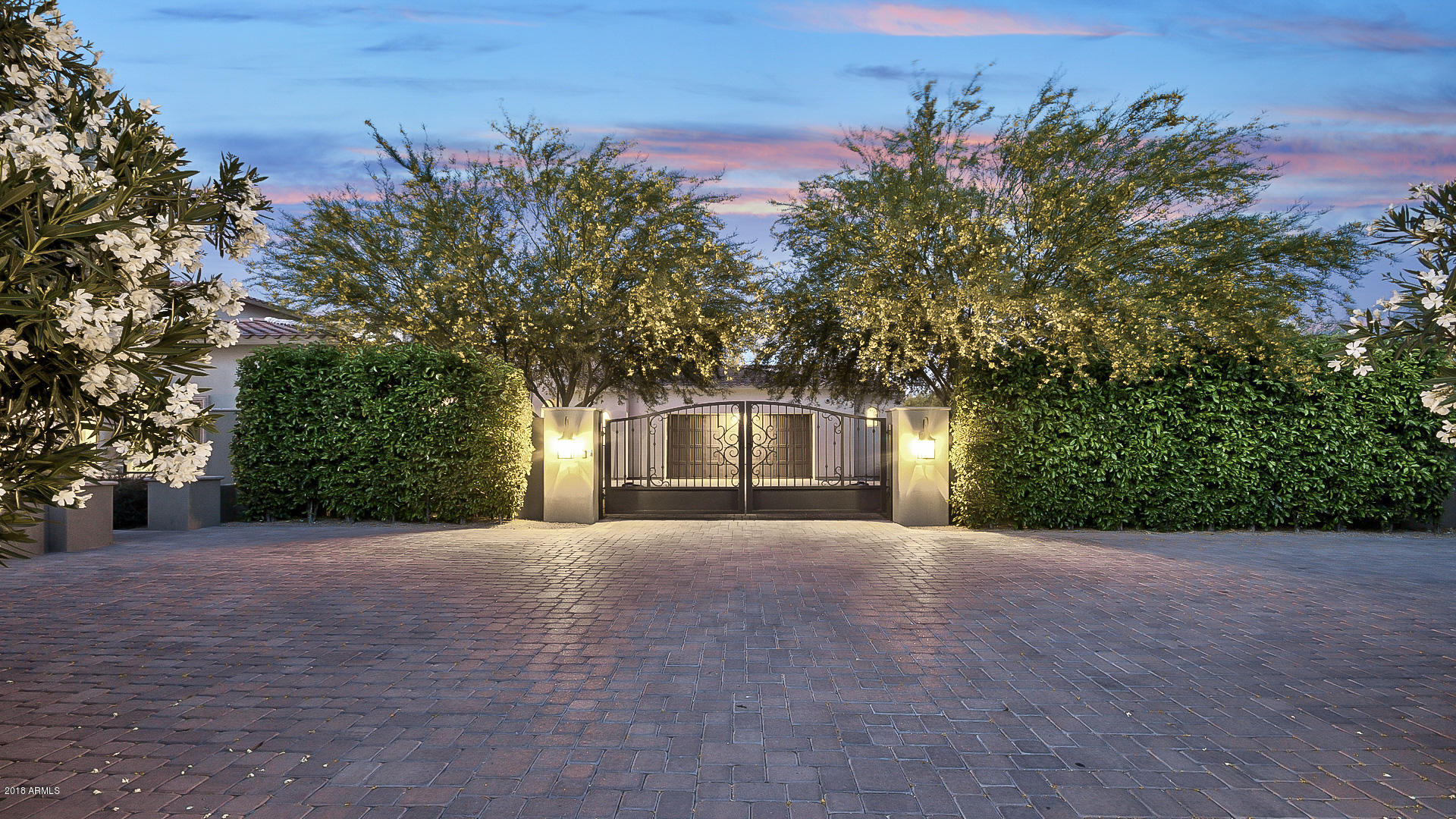 MOUNTAIN VIEW - Residential