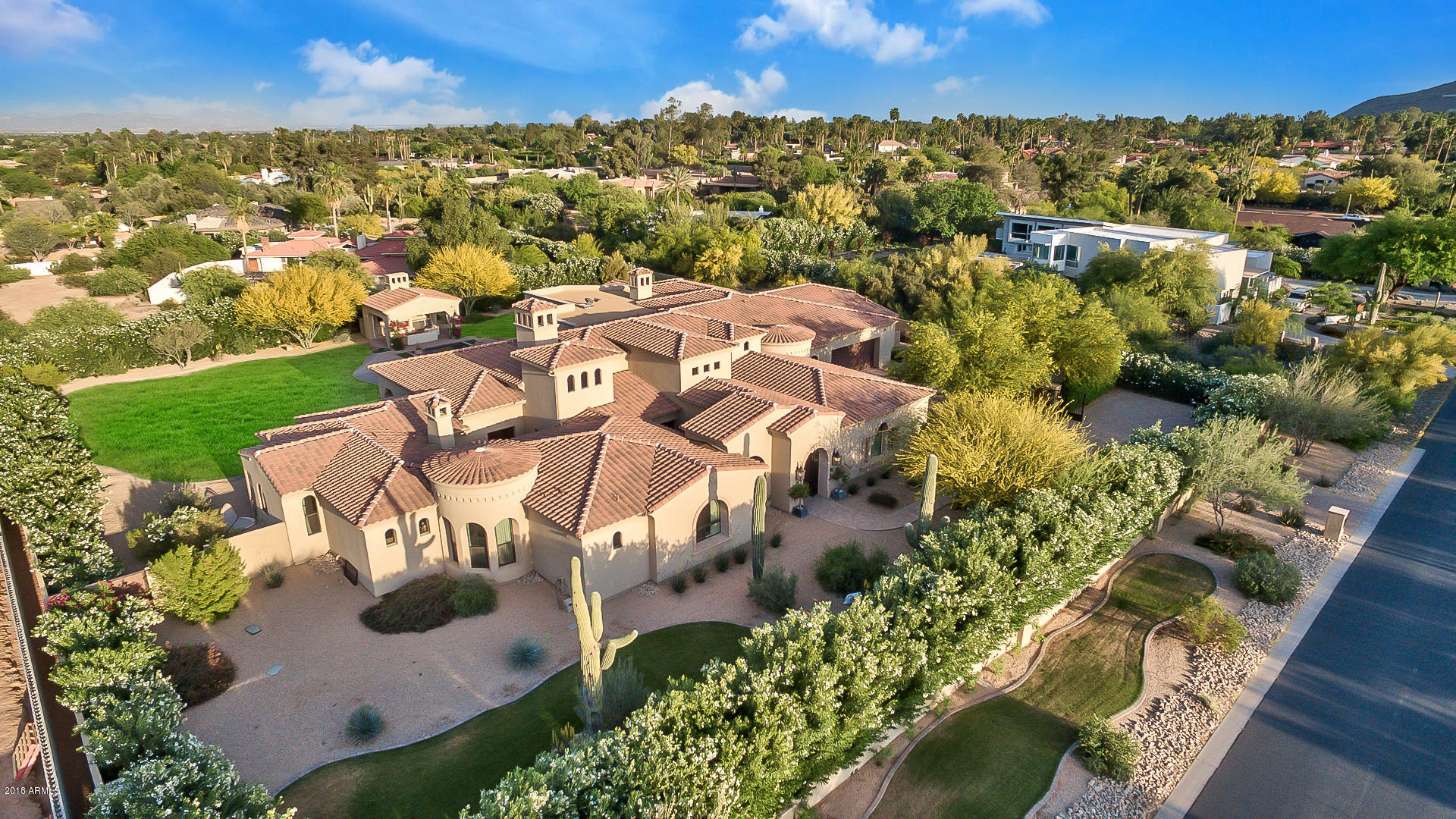 MOUNTAIN VIEW - Residential