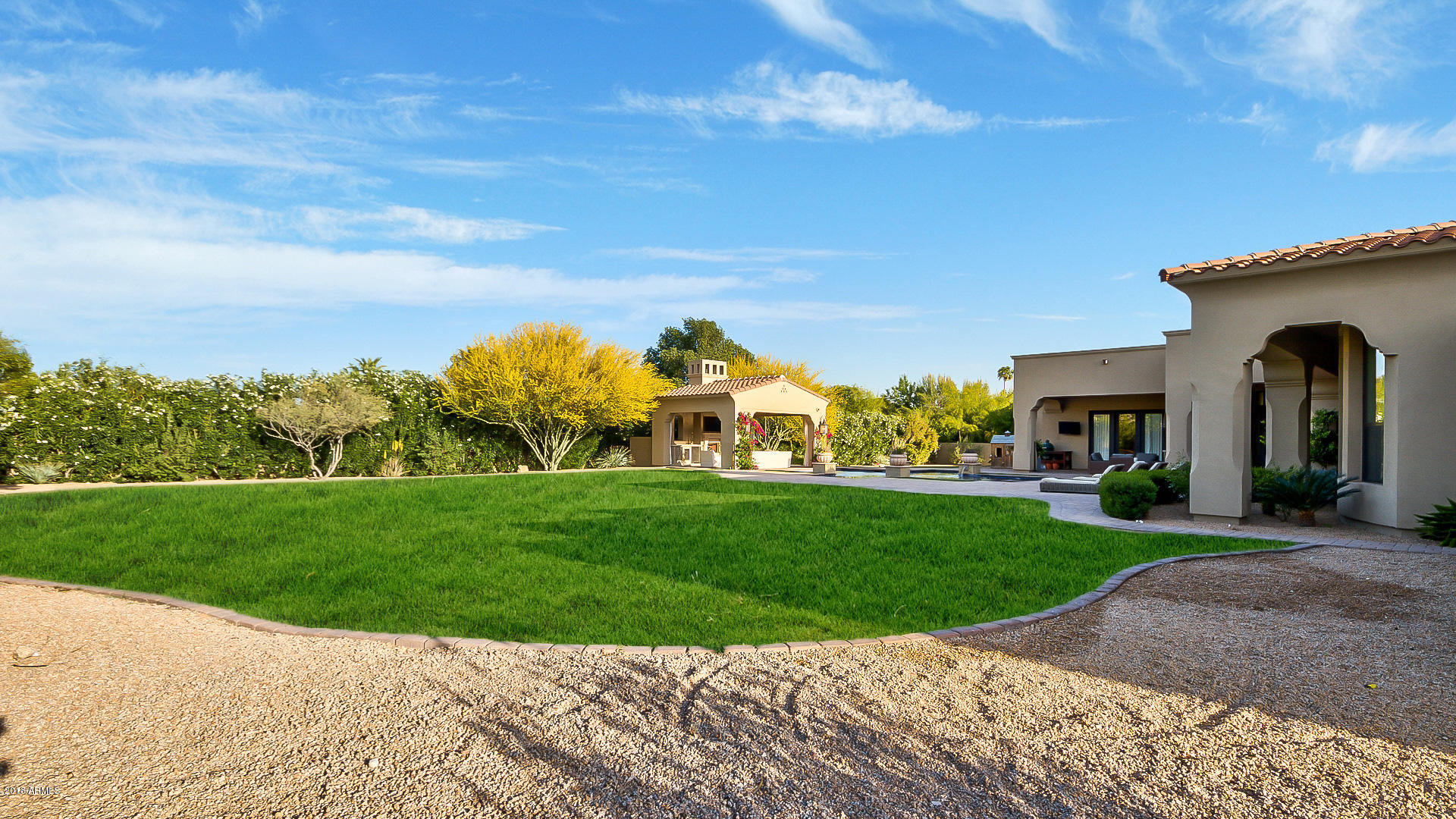MOUNTAIN VIEW - Residential