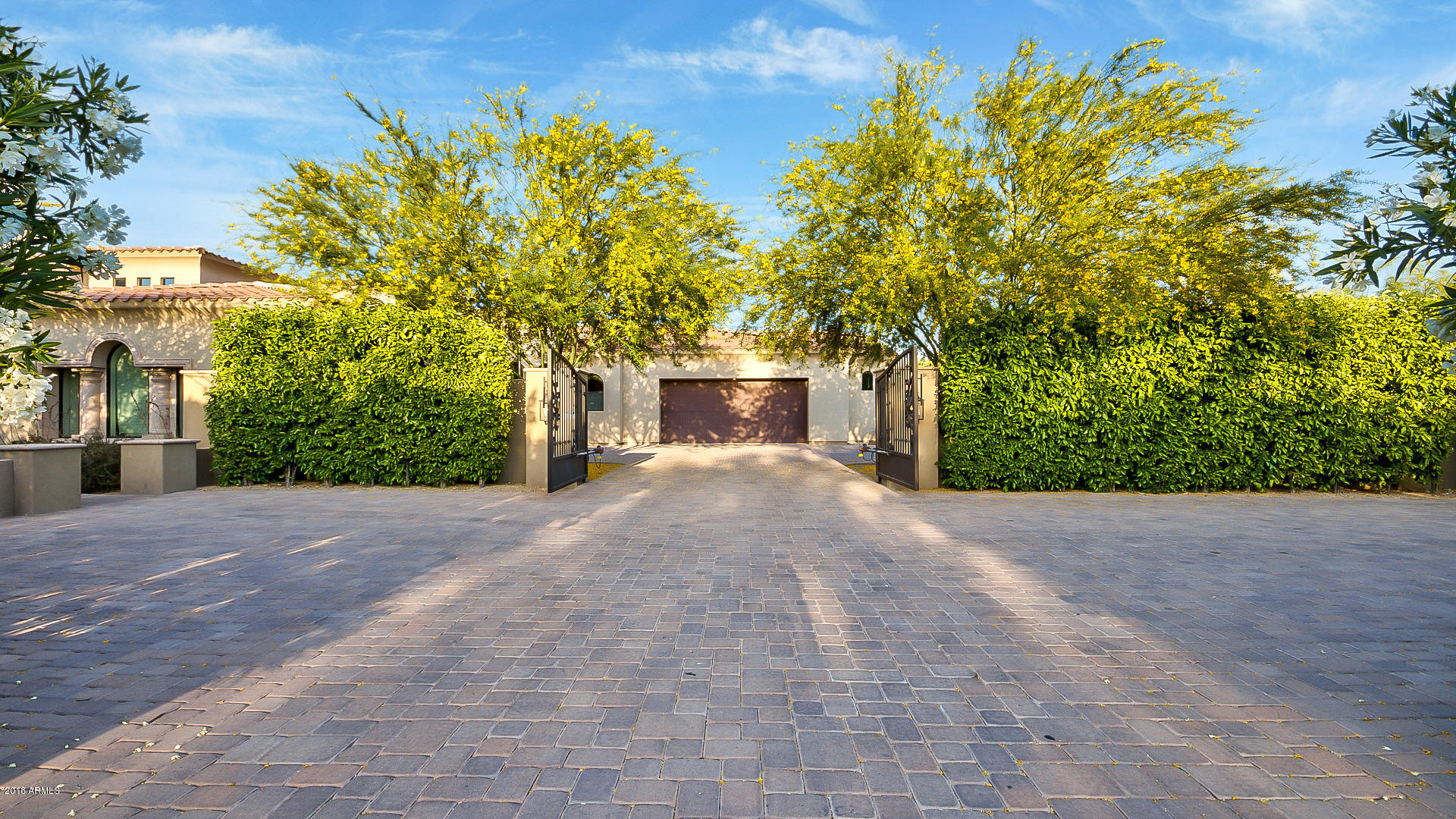 MOUNTAIN VIEW - Residential