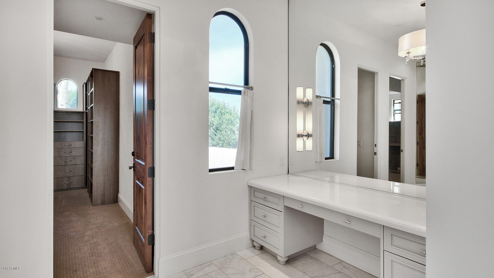 MOUNTAIN VIEW - Residential