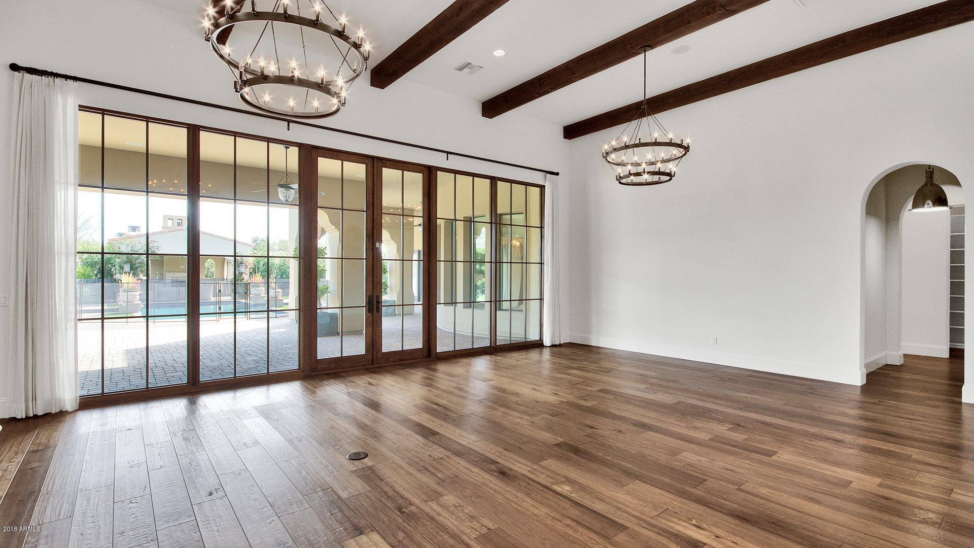 MOUNTAIN VIEW - Residential