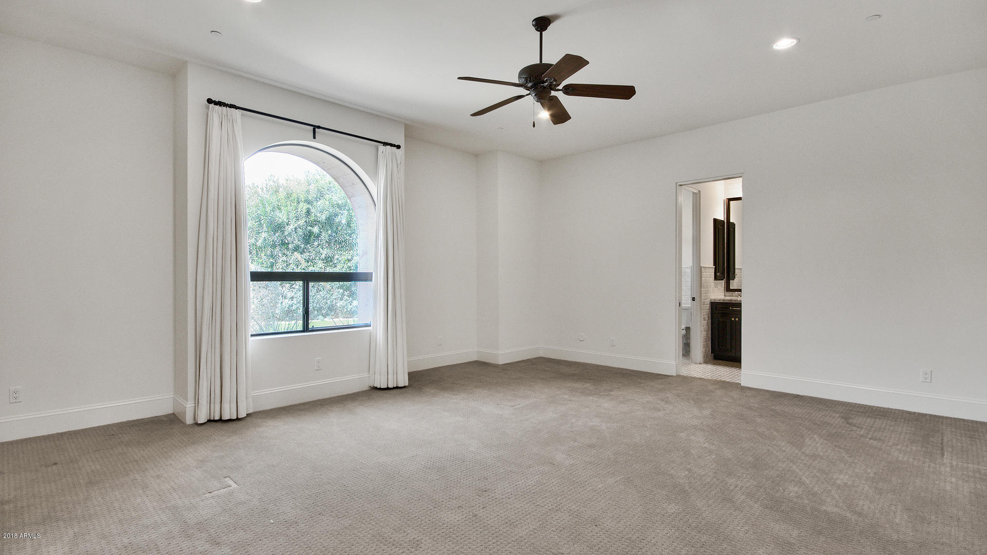 MOUNTAIN VIEW - Residential