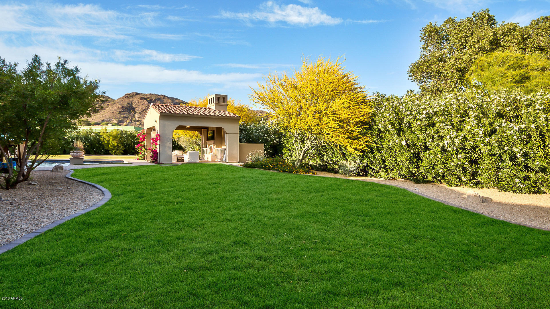 MOUNTAIN VIEW - Residential